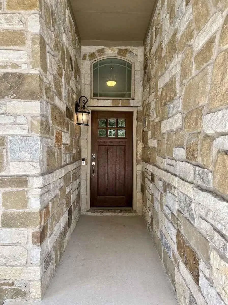 Photo 3 of 756 BONNET BLVD