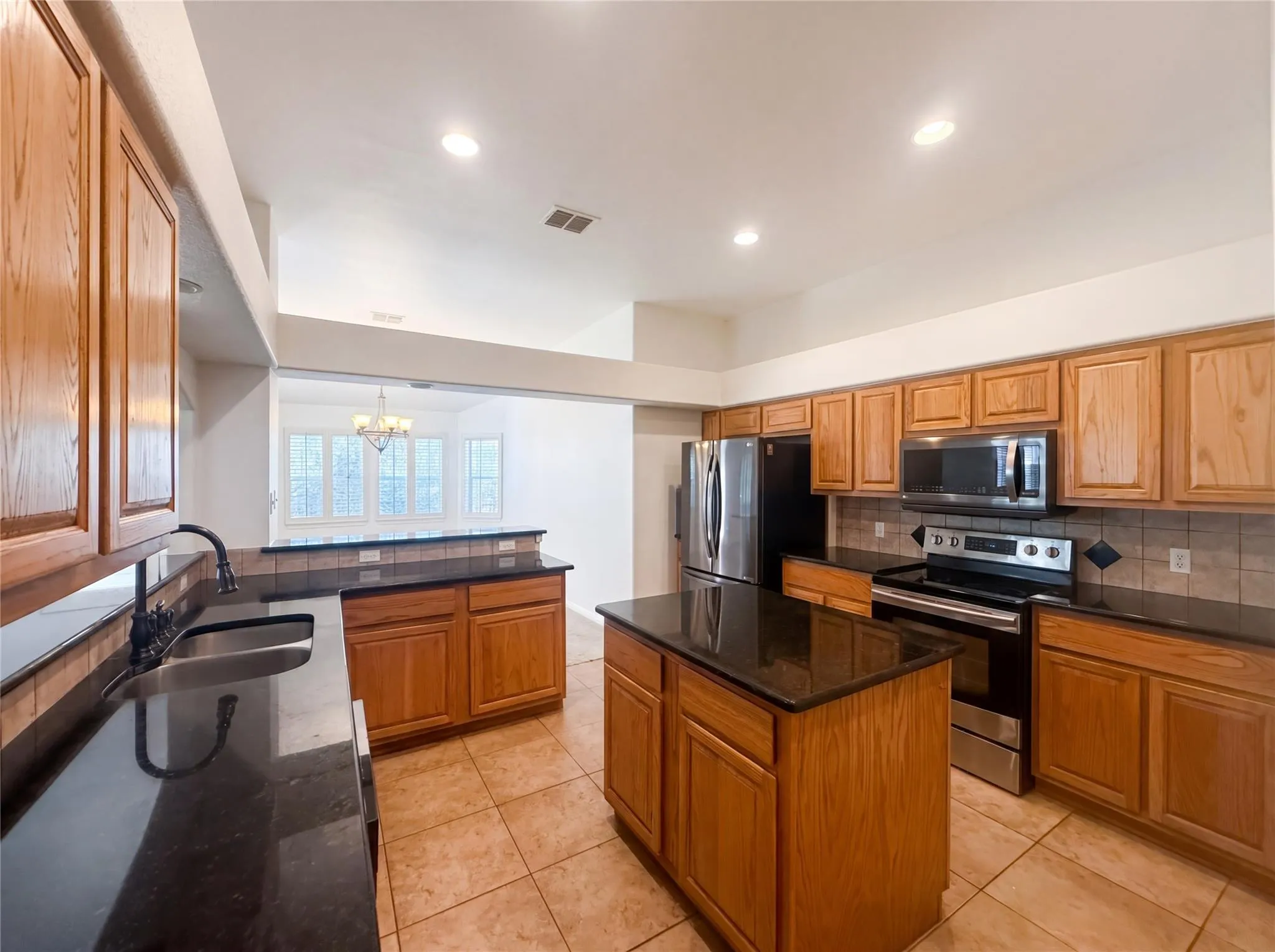 Photo 2 of 12 BIRCHWOOD CIR