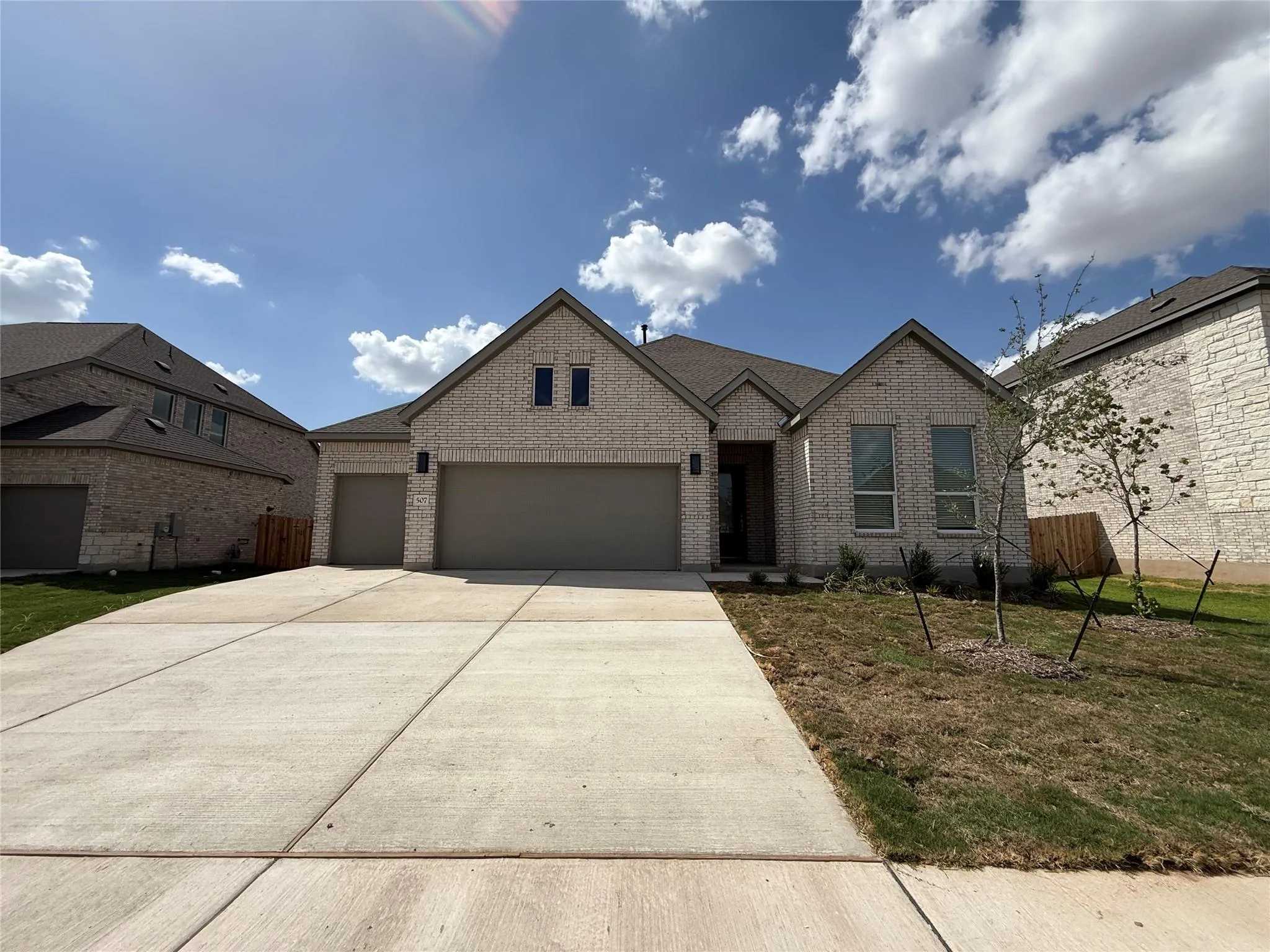 Photo of 507 CORNICHE CIR, Hutto, TX, 78634