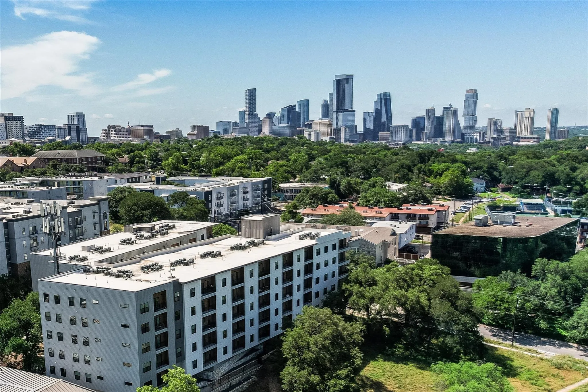 Photo of 2500 LONGVIEW ST #318, Austin, TX, 78705