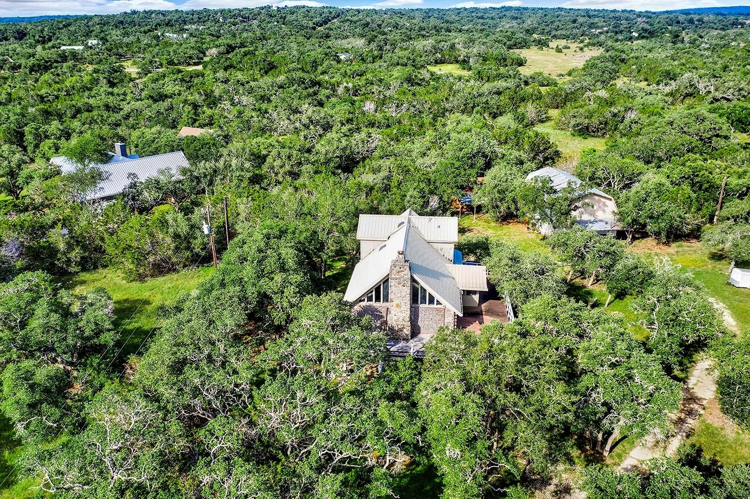 Photo of 8015 OZARK DR, San Marcos, TX, 78666