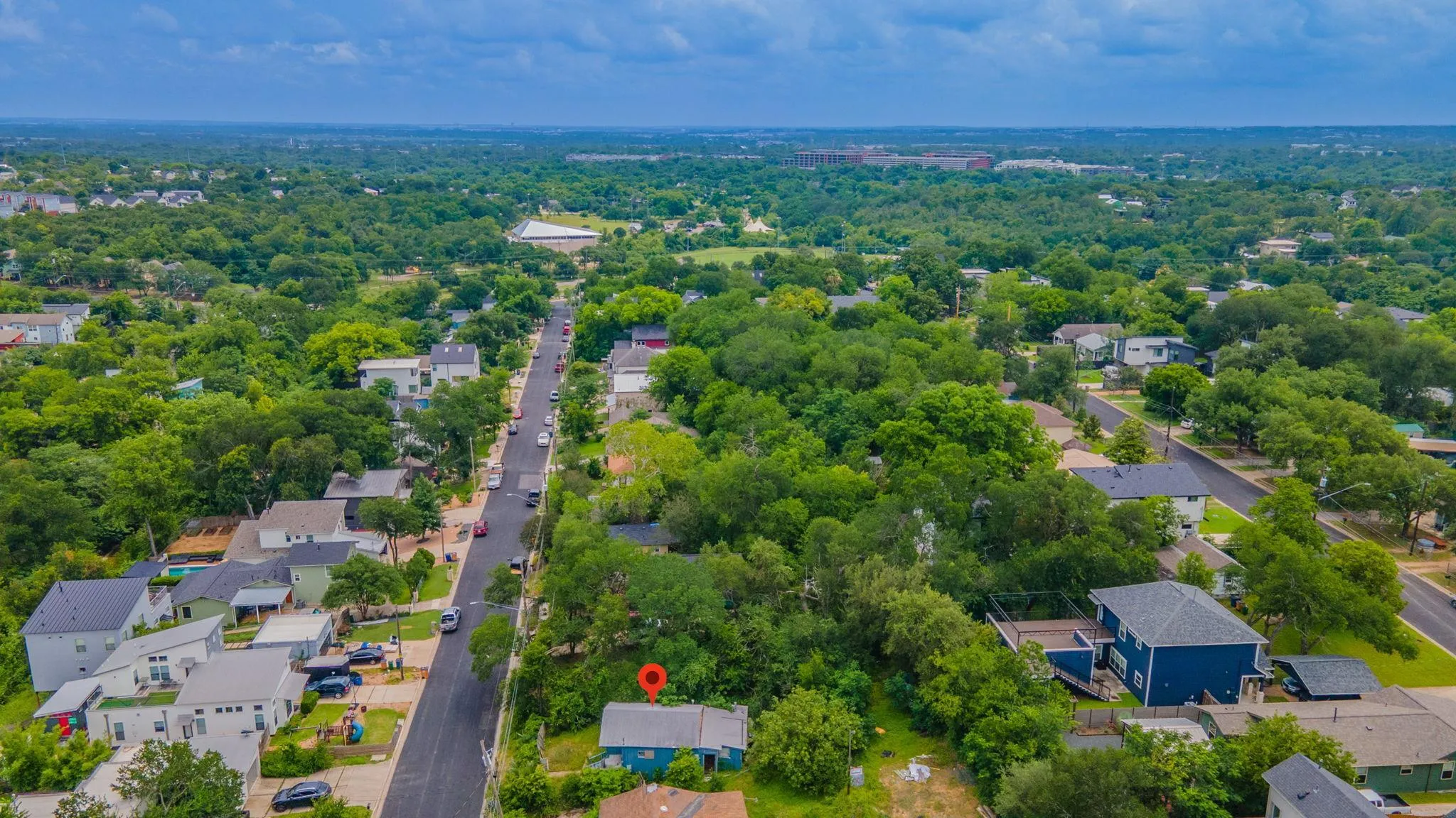 Photo 4 of 1408 LUNA ST