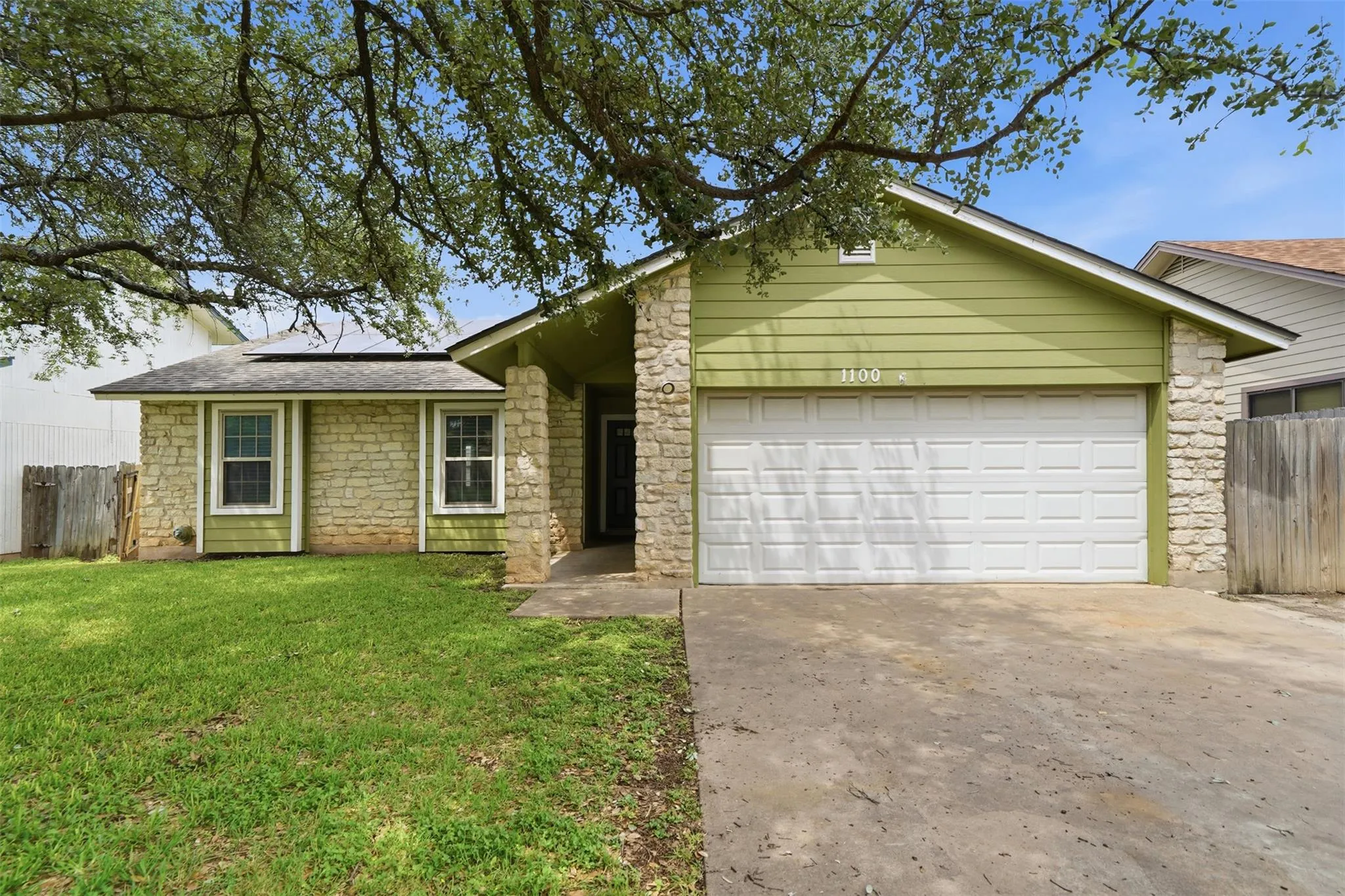 Photo of 1100 YORK CASTLE DR, Pflugerville, 78660