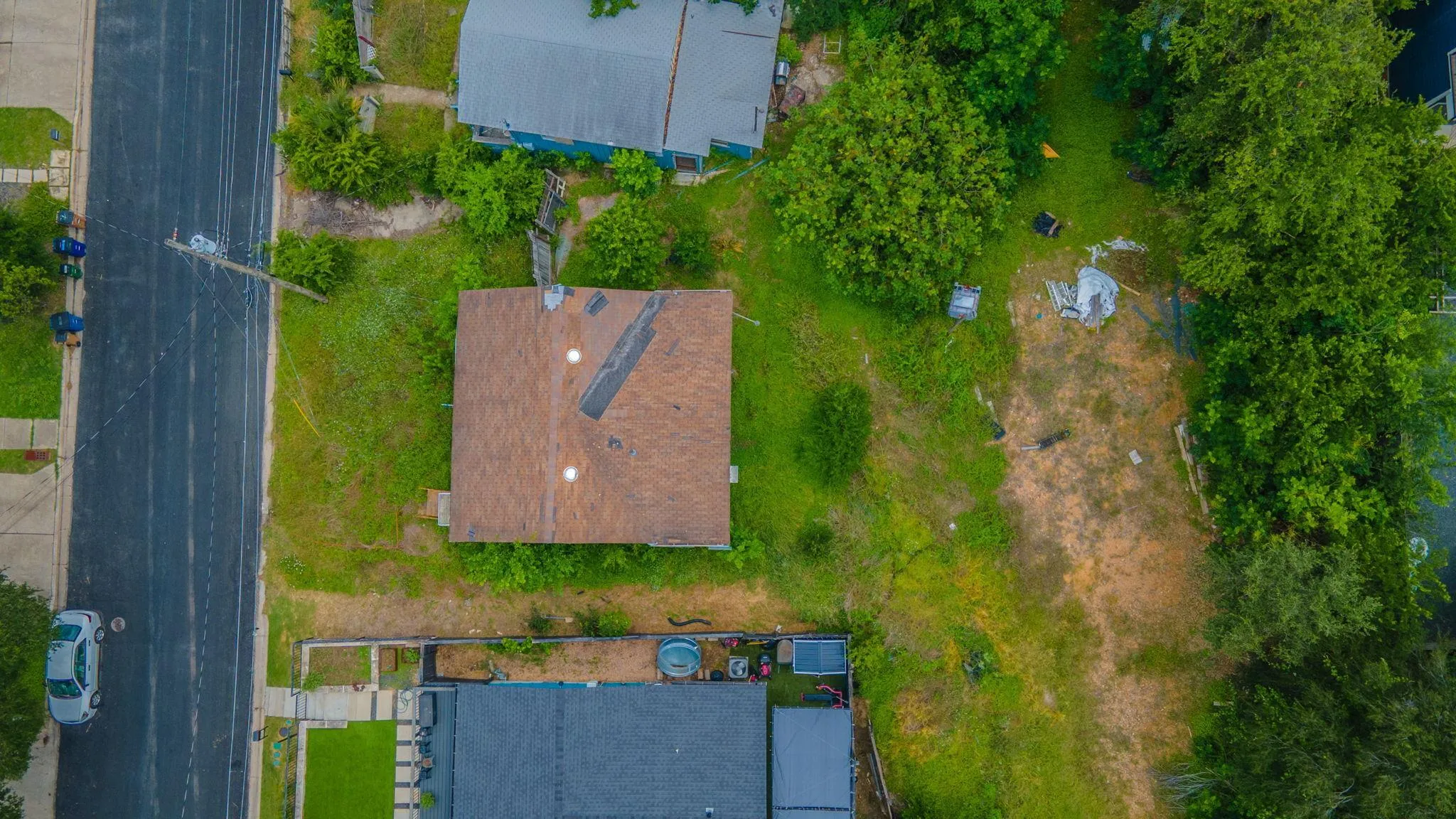 Photo 2 of 1410 LUNA ST