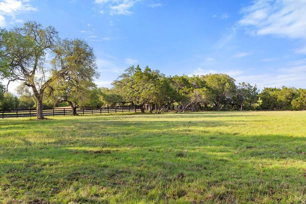 Photo 5 of 2560 BELL SPRINGS RD
