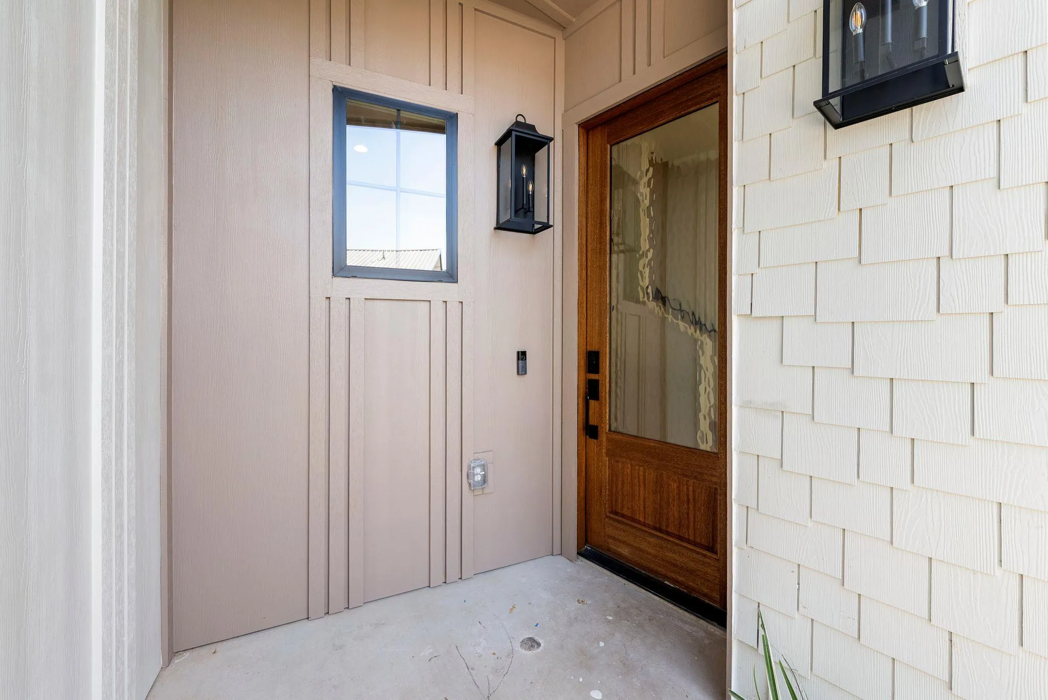 Photo 3 of 5607 TURA LN #2