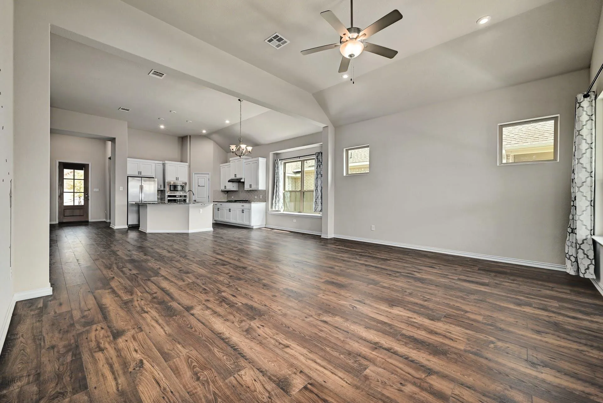 Photo 4 of 3717 FIELDFARE DR