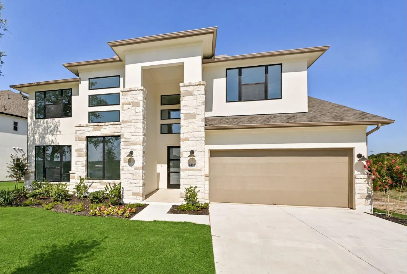 Photo of 7400 DESERT NEEDLE DR, Lago Vista, TX, 78645
