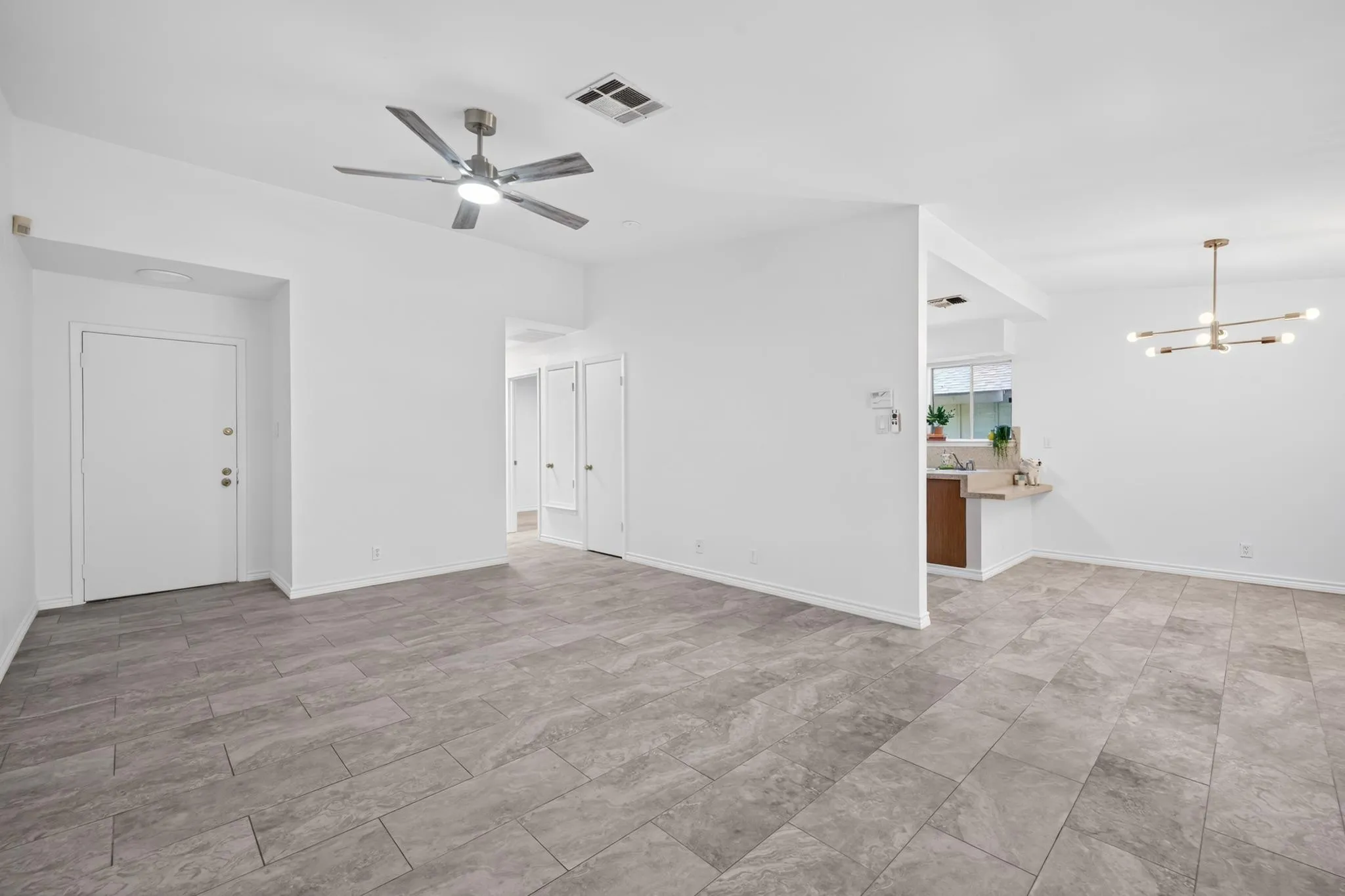 Photo 4 of 11210 PARKFIELD DR #A