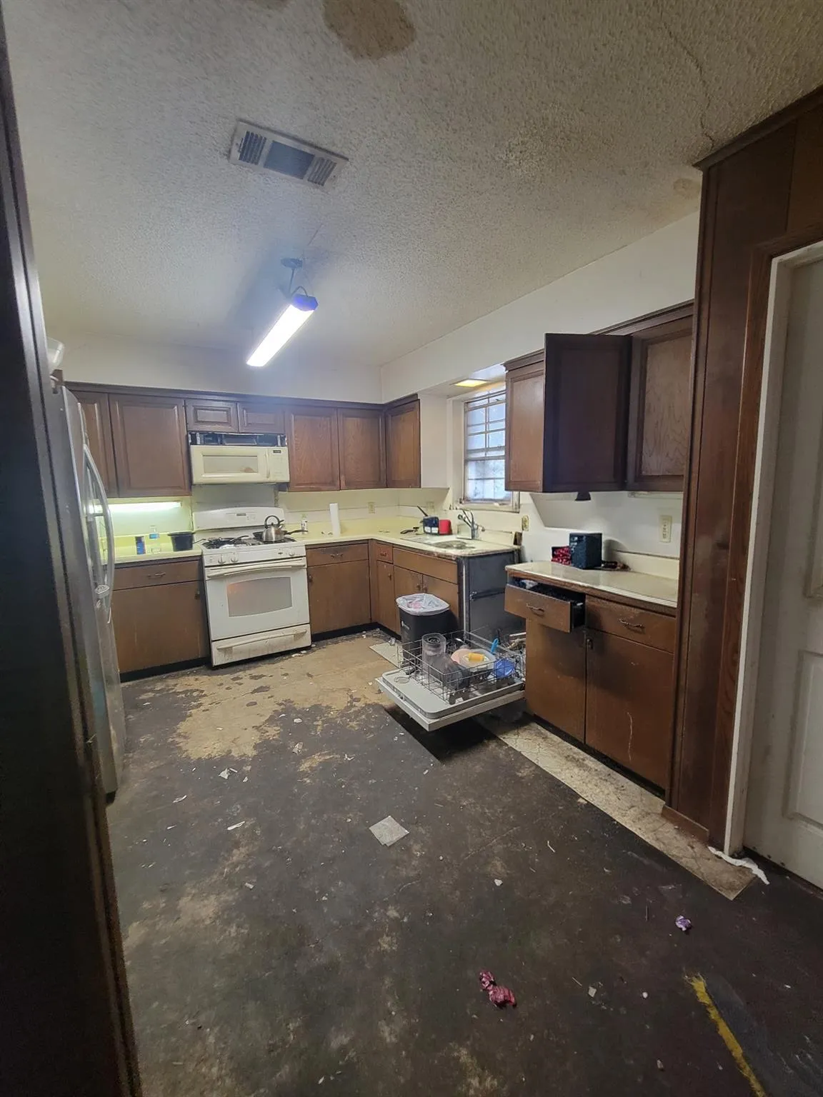 Photo 5 of 9711 PARKFIELD DR
