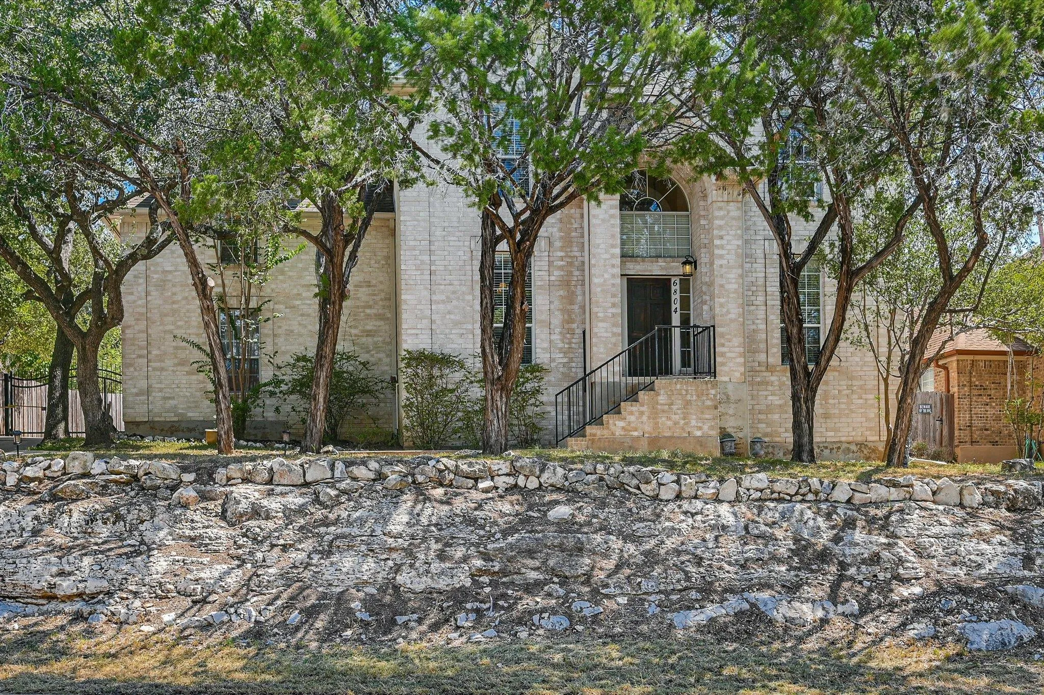 Photo of 6804 RAIN CREEK PKWY, Austin, TX, 78759