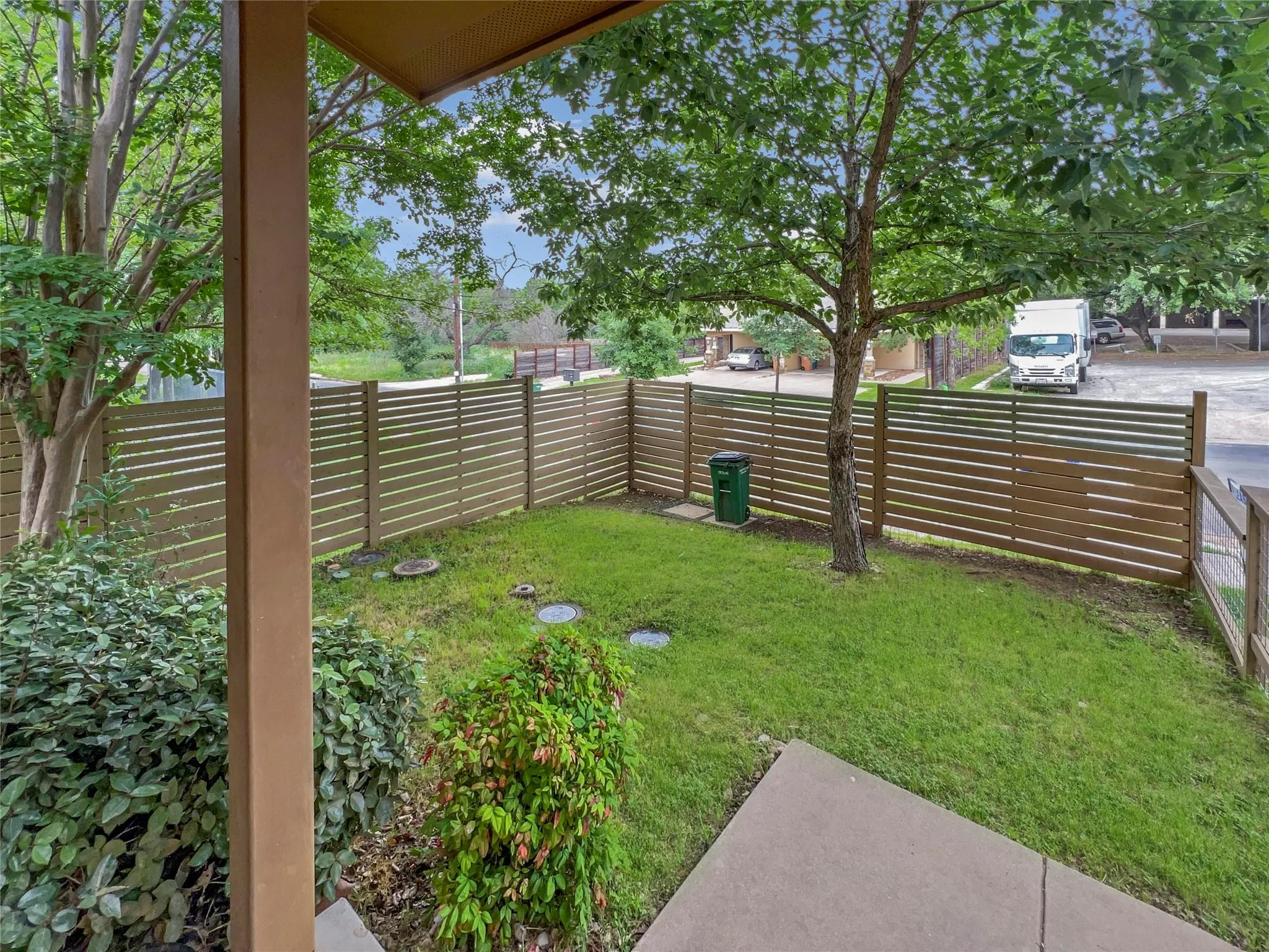 Photo 2 of 4120 VALLEY VIEW RD #B