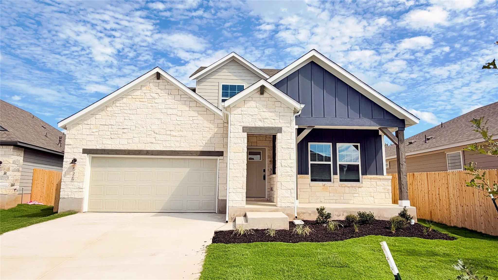 Photo of 526 LAVENDER CREST CV, Liberty Hill, TX, 78642