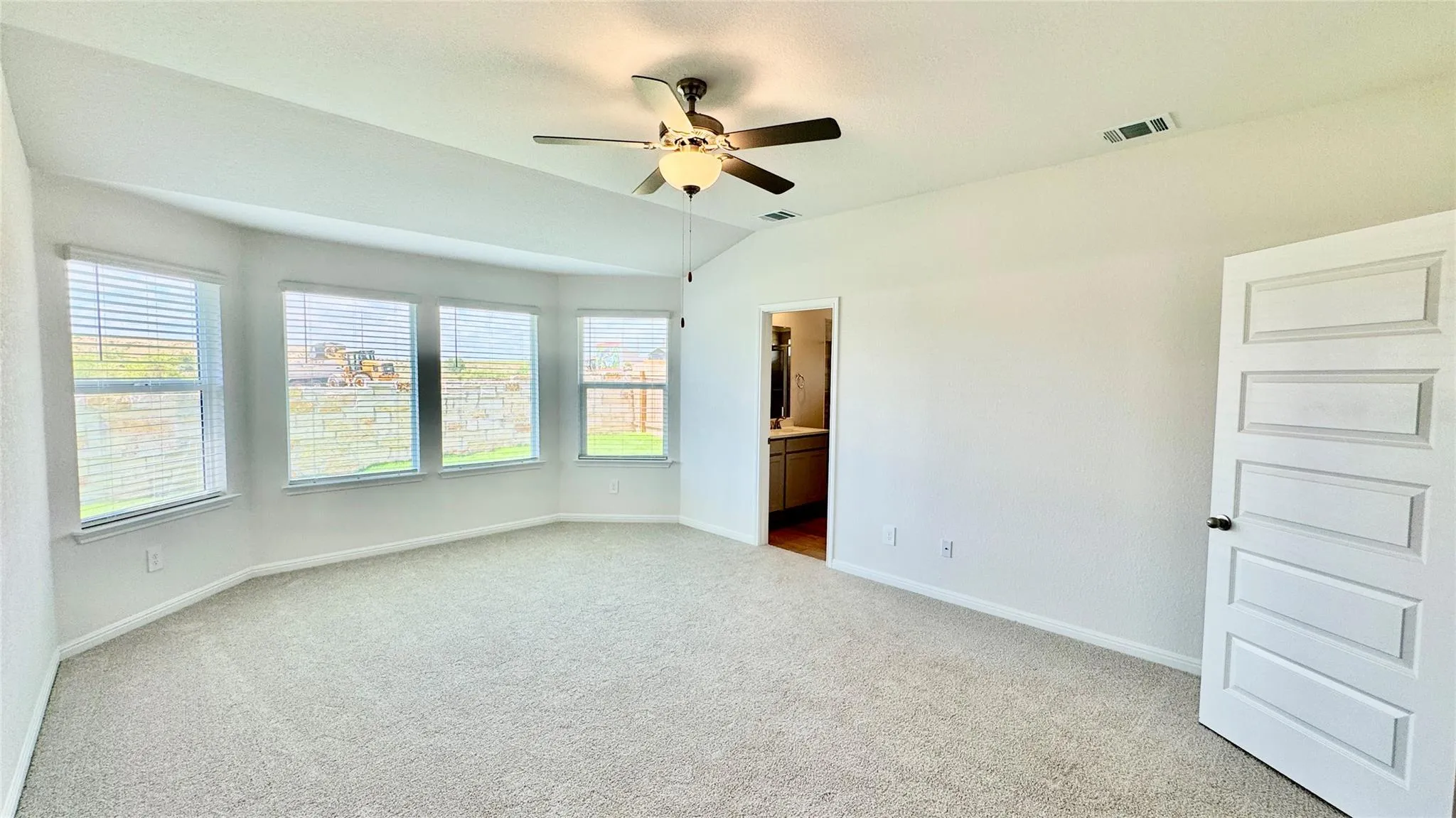 Photo 3 of 13312 RINDLE REACH DR