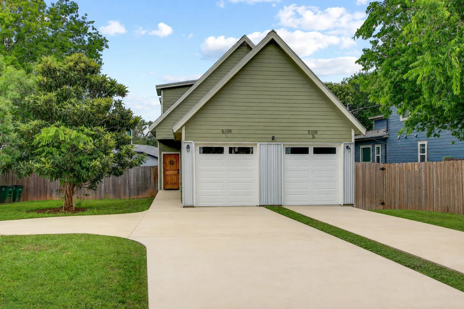 Photo of 5109 LOTT AVE, Austin, 78721