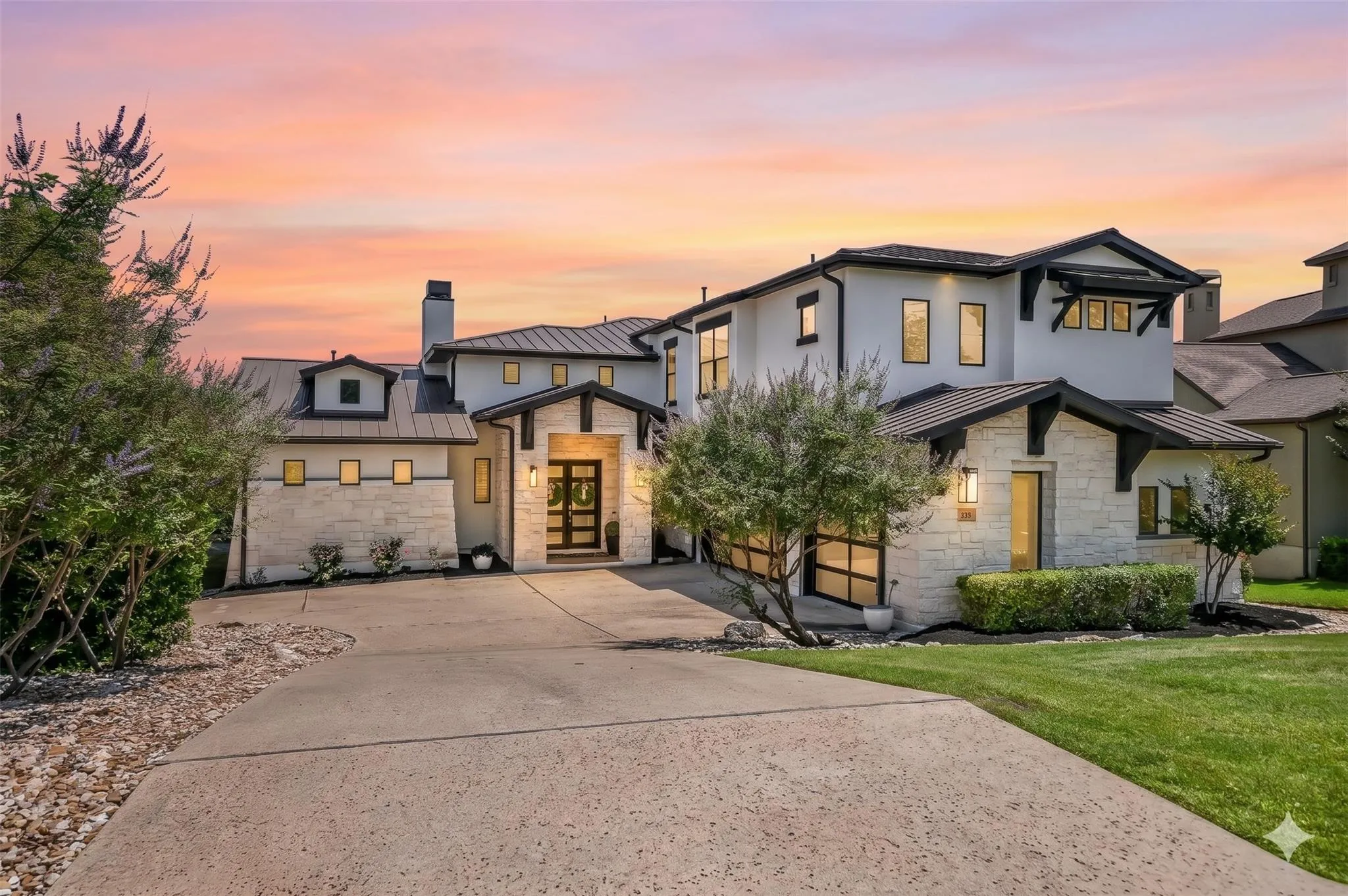 Photo of 810 CRESTONE STREAM DR, Austin, TX, 78738