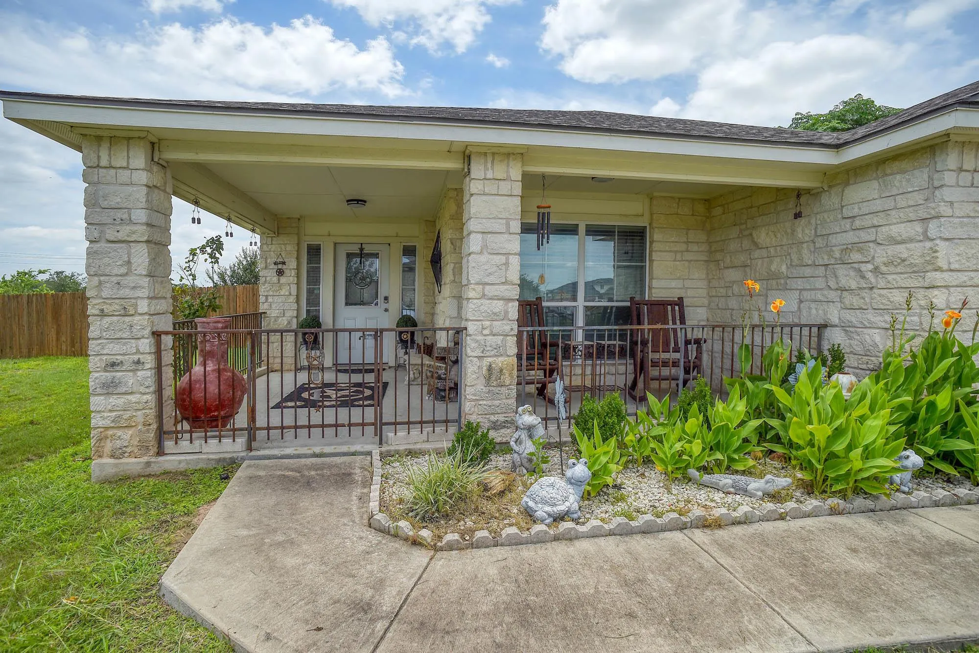 Photo of 409 S. HUNTING LODGE LN, Bastrop, TX, 78602