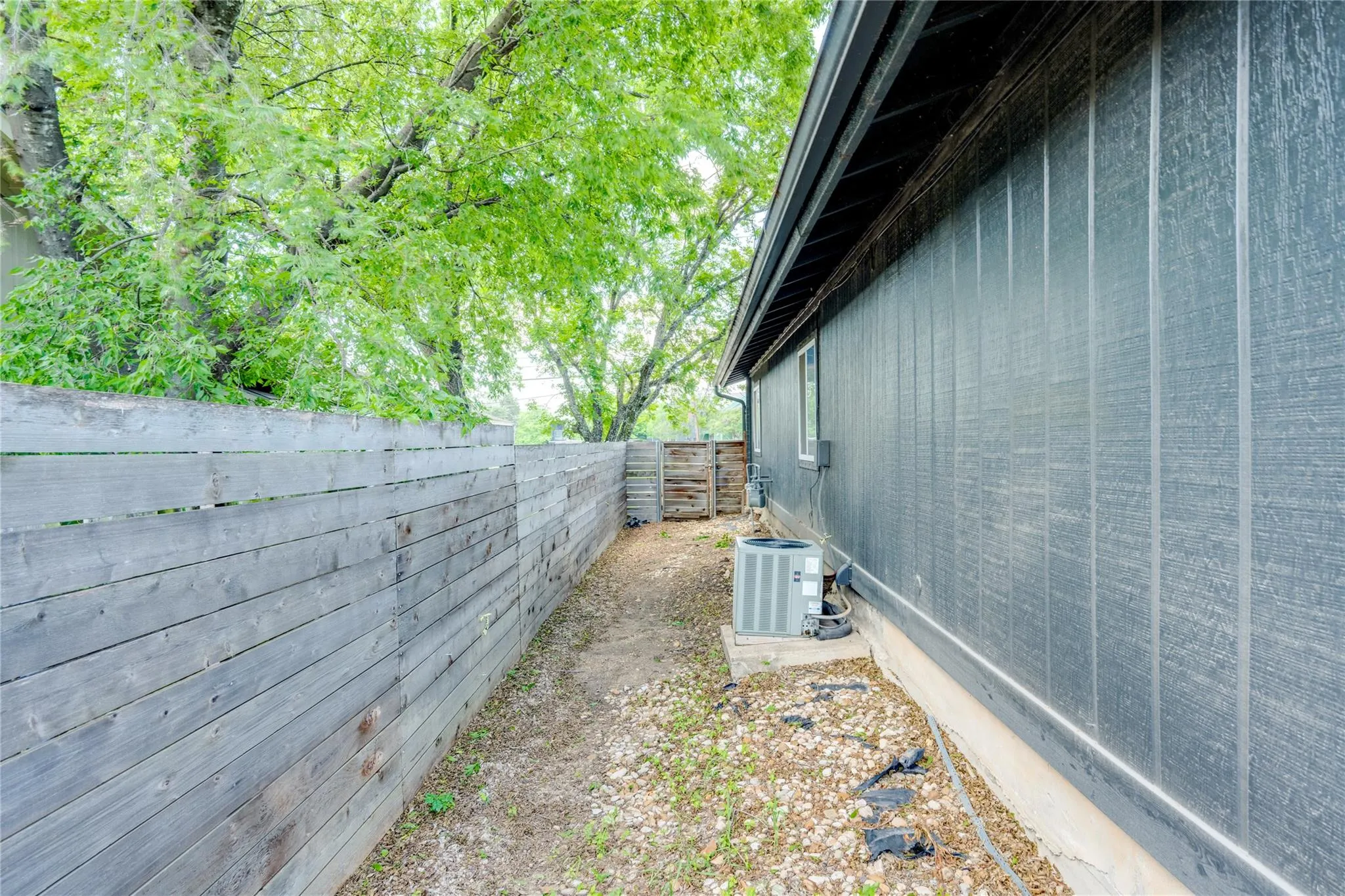 Photo 5 of 2315 BURLESON RD