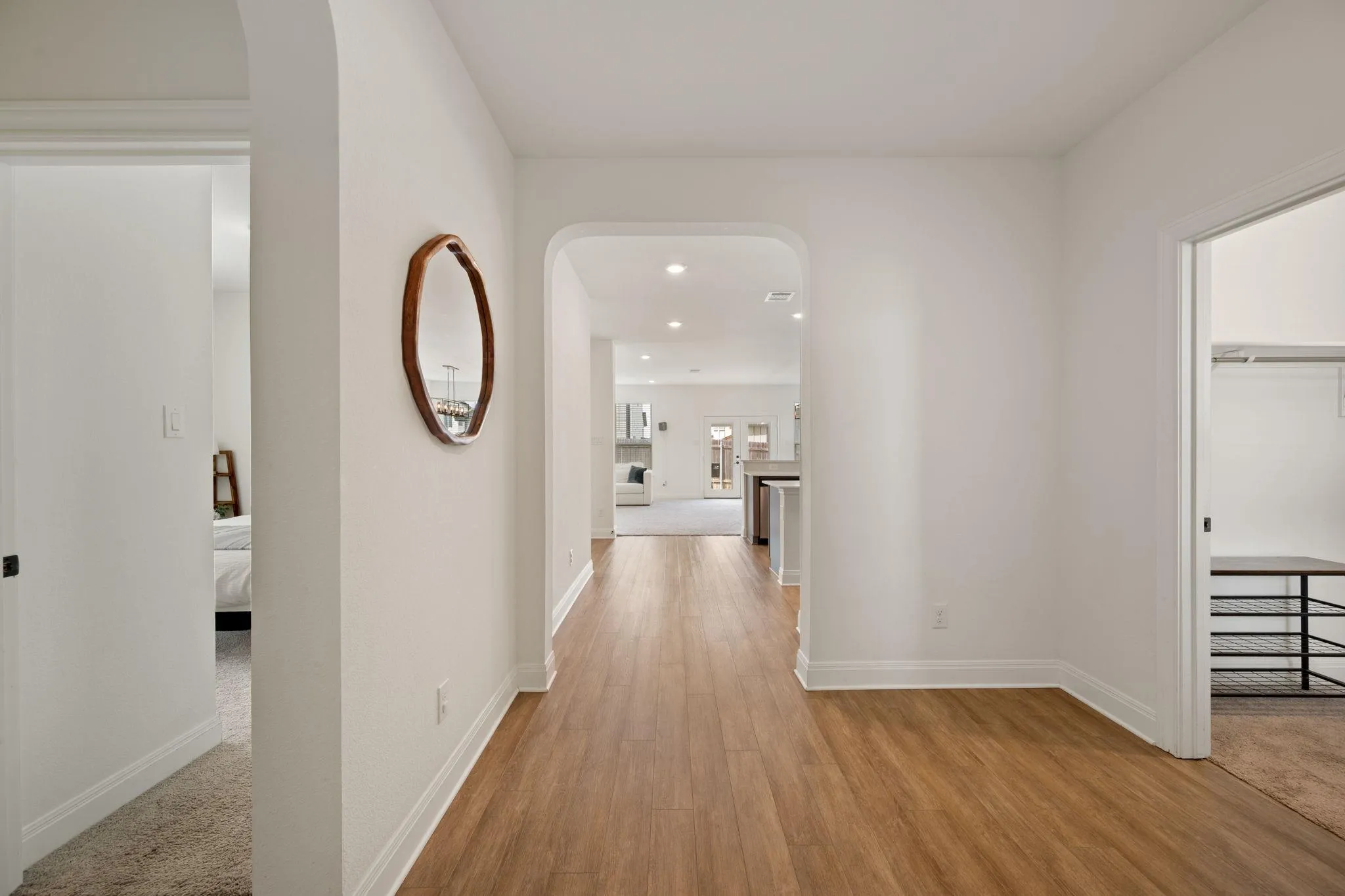Photo 4 of 13612 MARTHA WASHINGTON PL