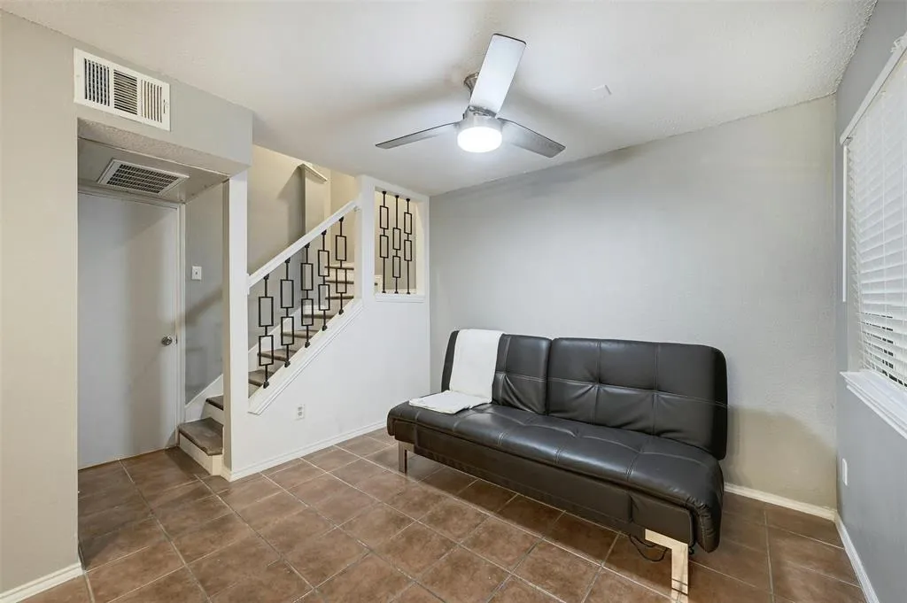 Photo 2 of 1808 RIO GRANDE ST #2