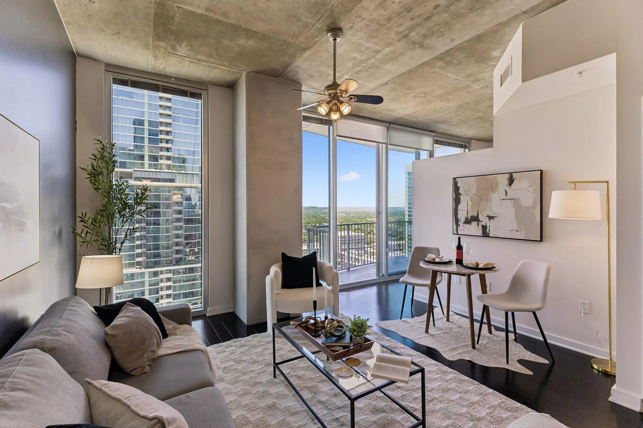 Photo 4 of 360 NUECES ST #3106