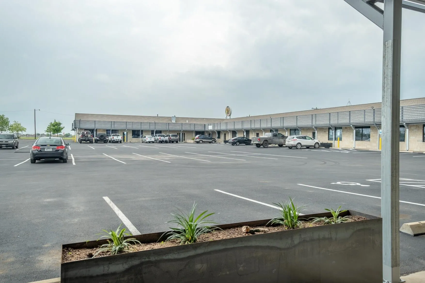Photo 5 of 305 LIMESTONE TER #H2