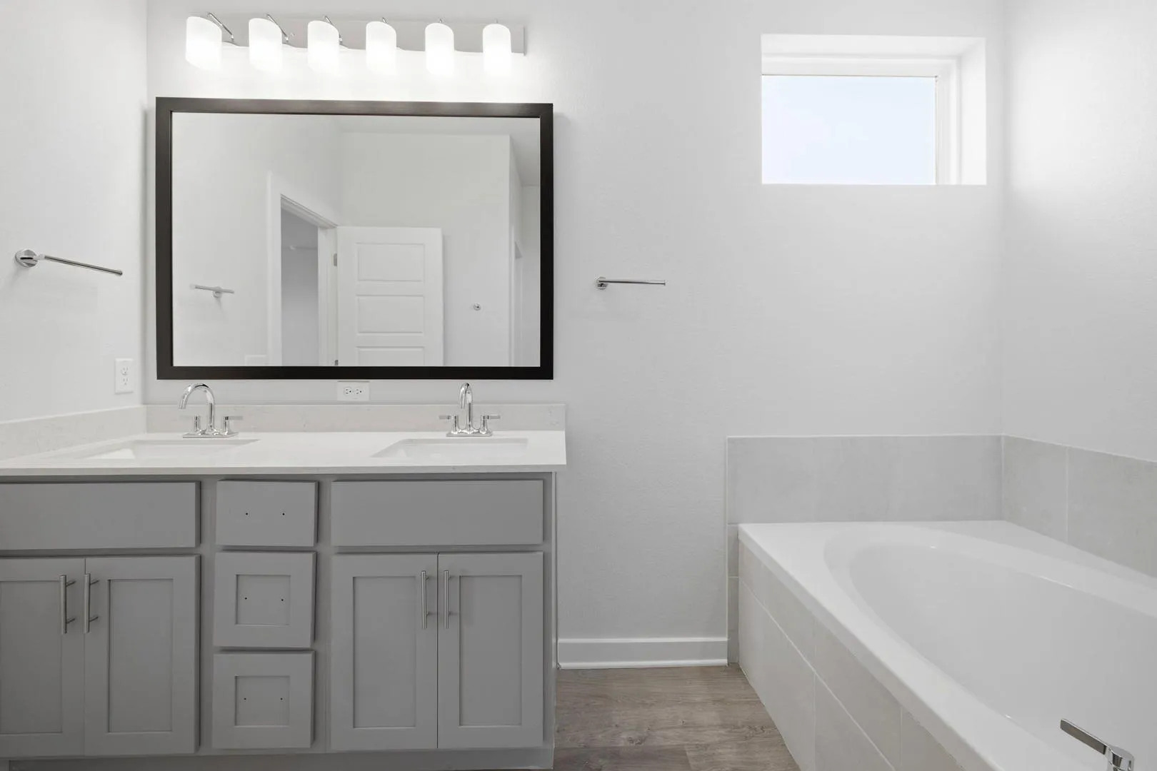 Photo 4 of 5428 SAN PIETRO DR