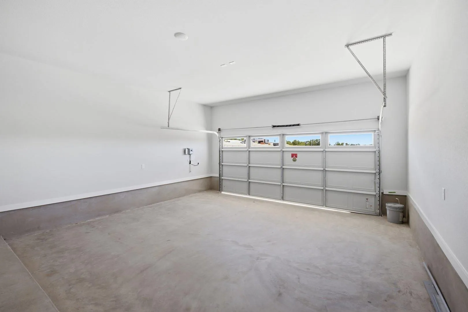 Photo 2 of 5428 SAN PIETRO DR