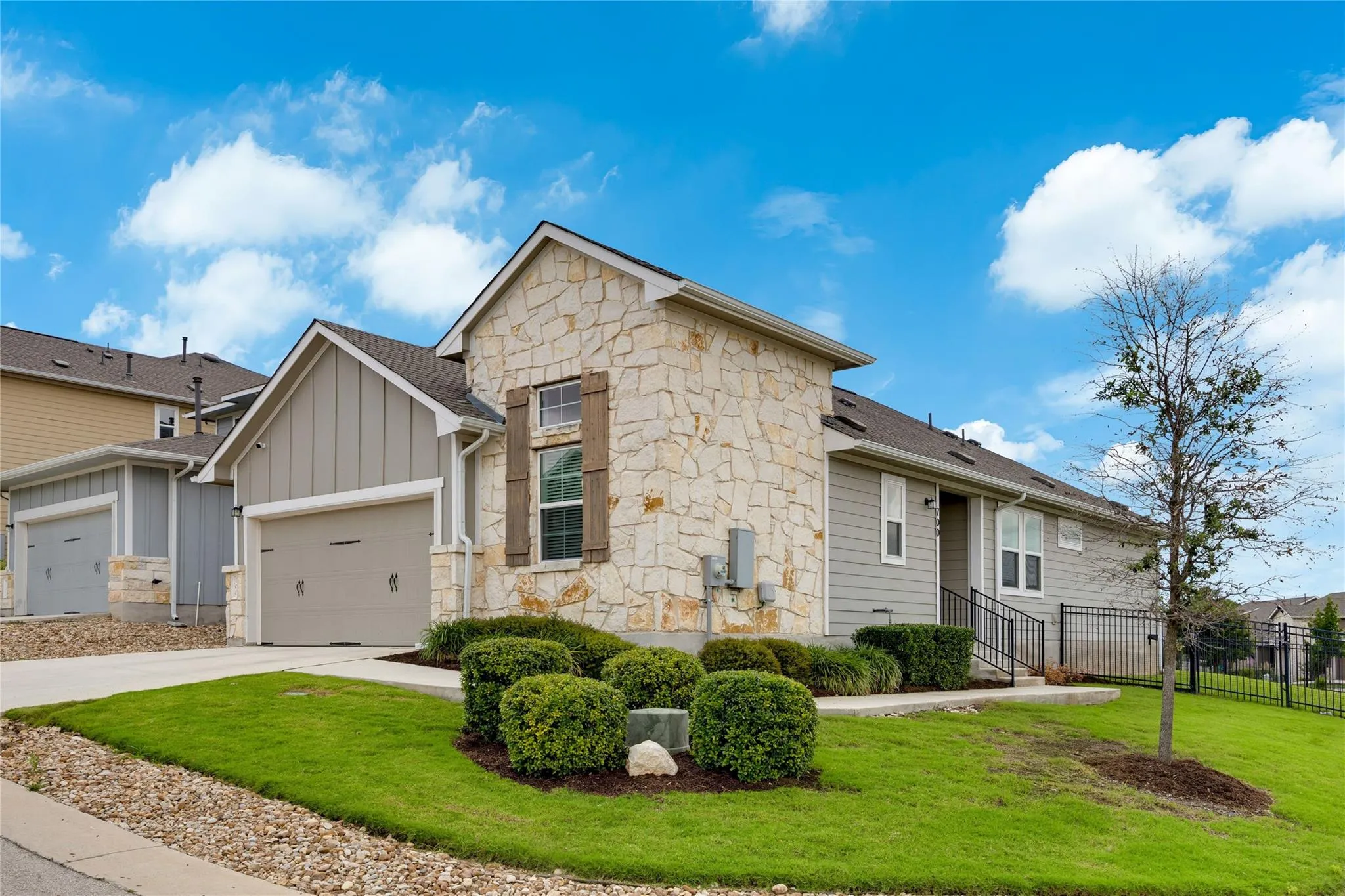 Photo 2 of 700 AFFAZIA LN #C