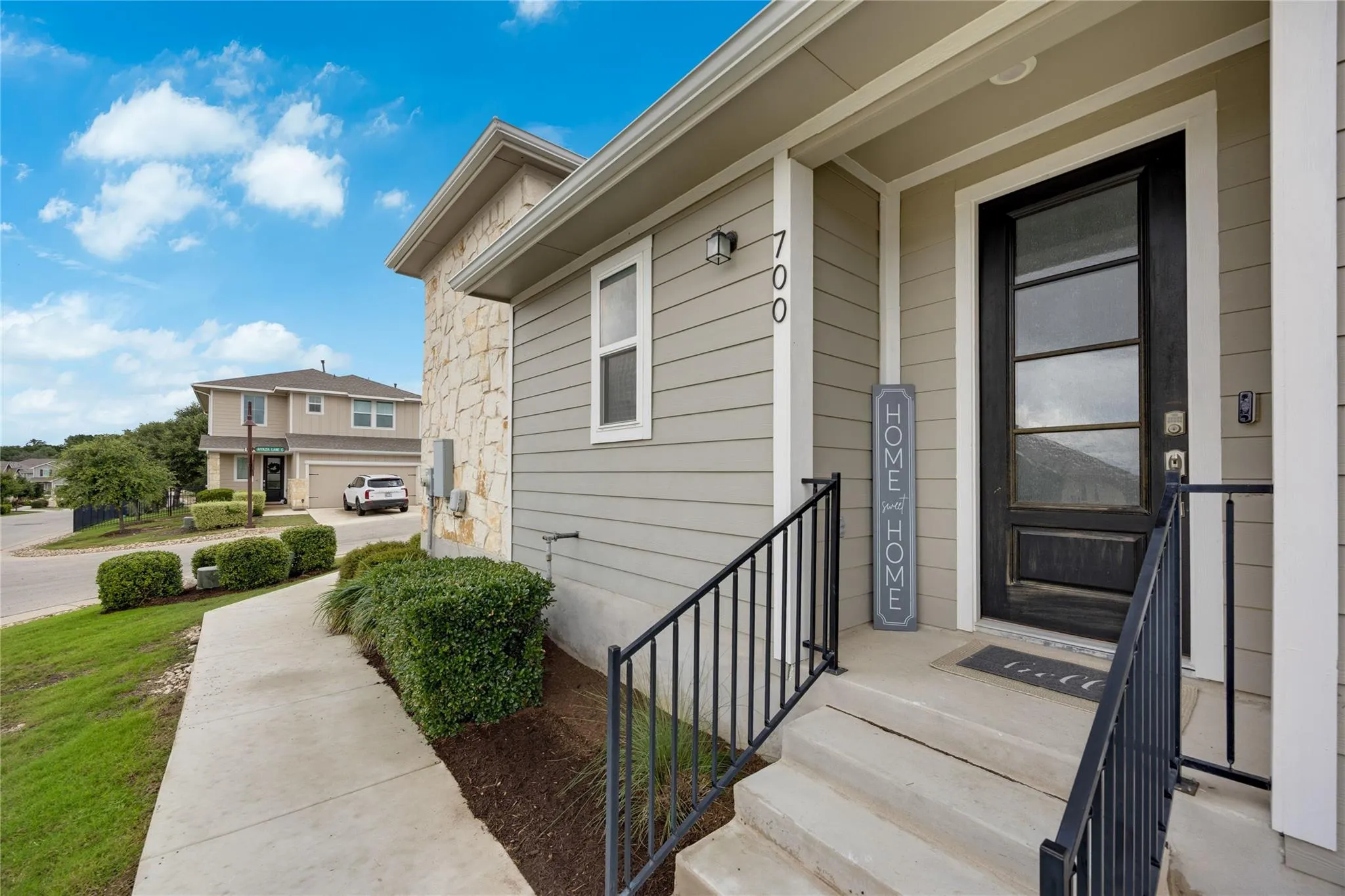 Photo 4 of 700 AFFAZIA LN #C