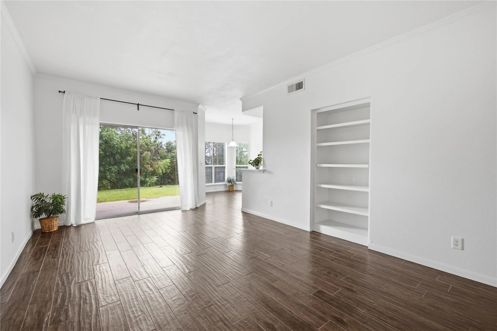 Photo of 6000 SHEPHERD MOUNTAIN CV #1309, Austin, 78730