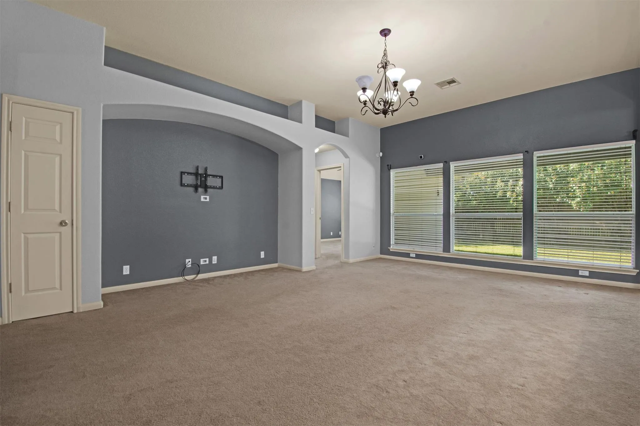 Photo 5 of 3300 WINDING SHORE LN