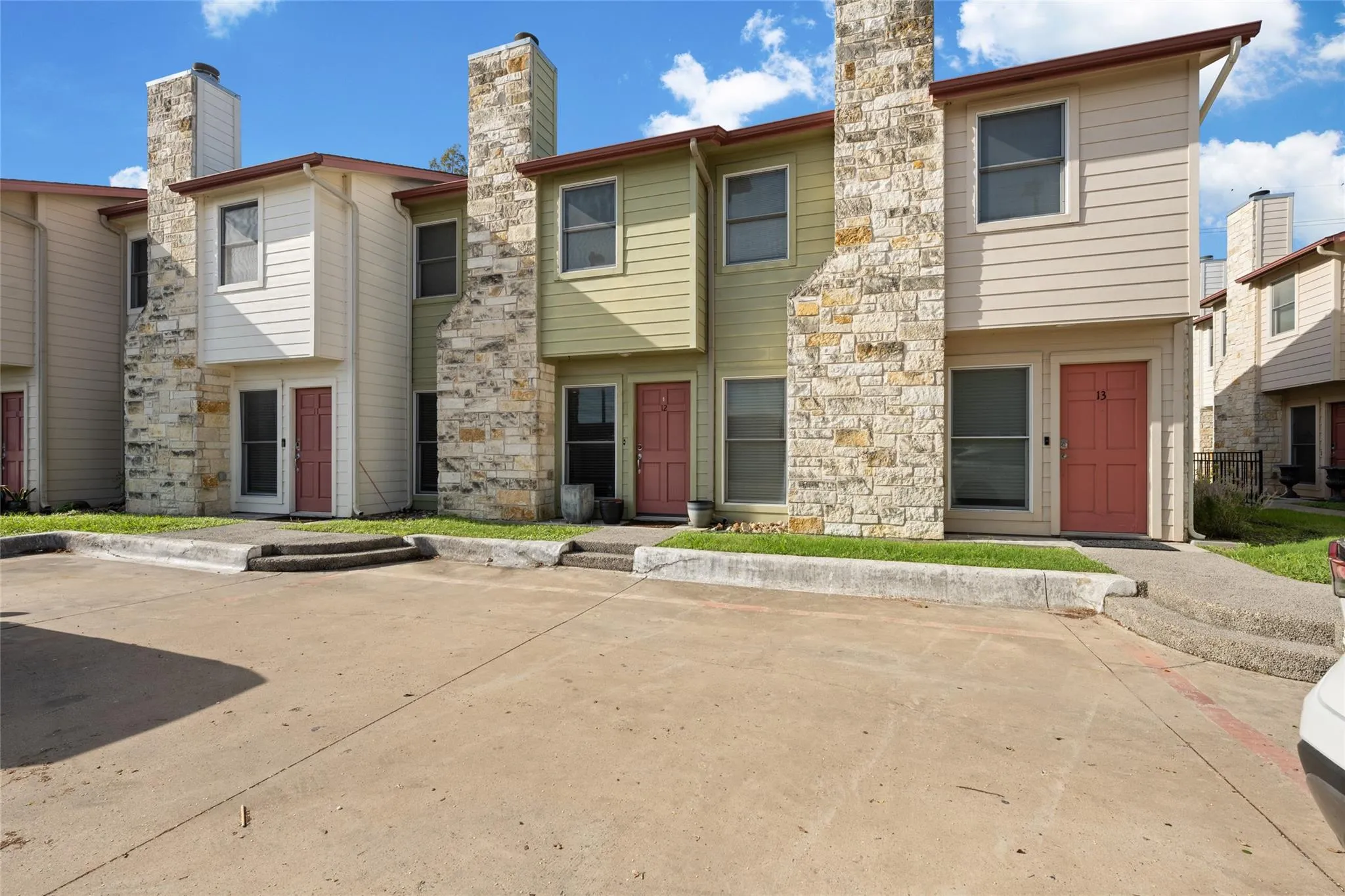 Photo of 6900 E RIVERSIDE DR #12, Austin, TX, 78741