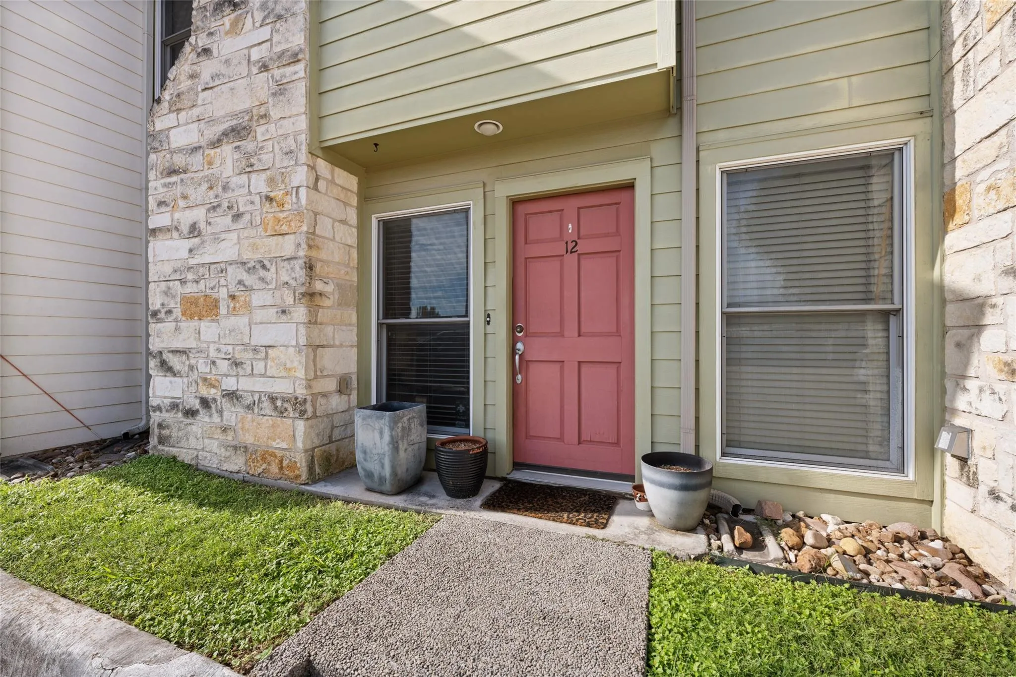 Photo 2 of 6900 E RIVERSIDE DR #12