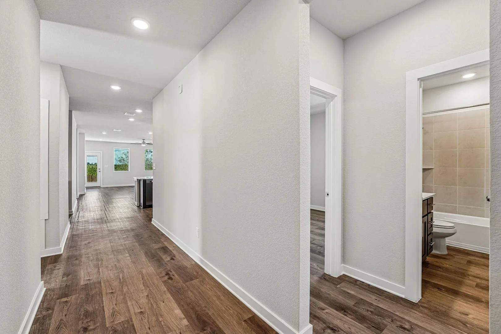 Photo 5 of 5505 BOTTICELLI DR