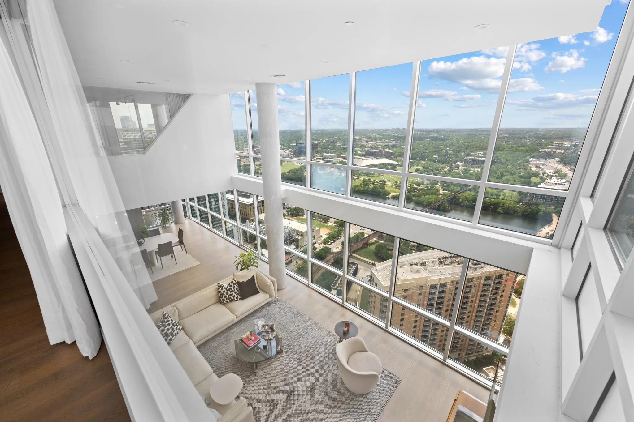 Photo 2 of 300 BOWIE ST #PH2
