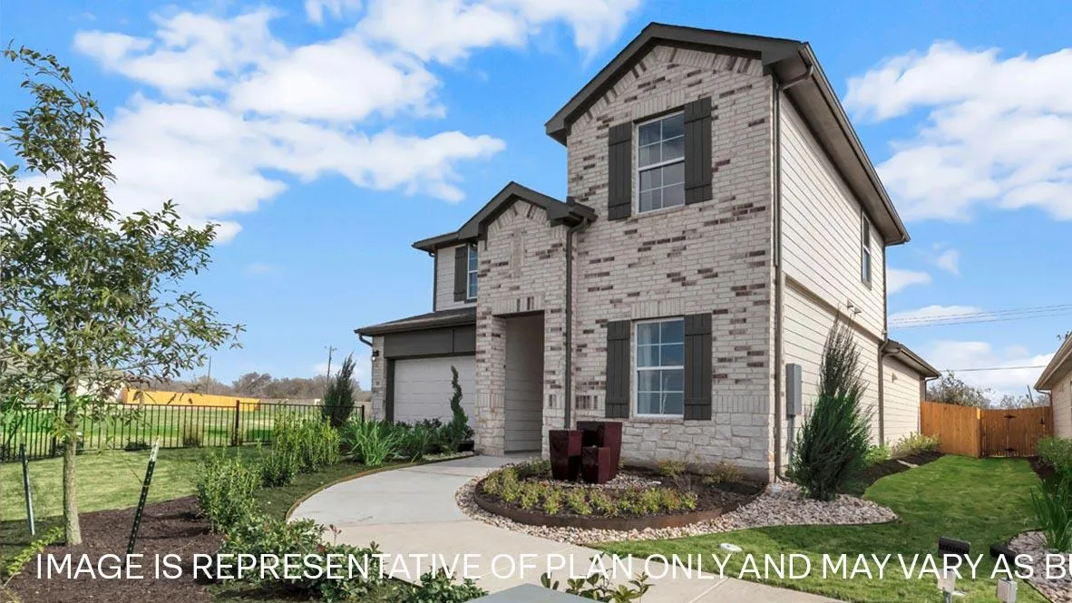 Photo 3 of 121 MUSTANGE CIR