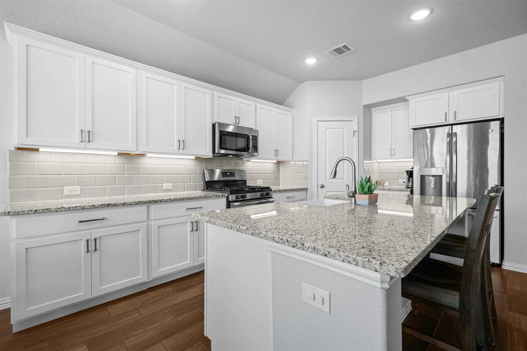 Photo of 4174 KINGSLEY AVE, Round Rock, TX, 78681