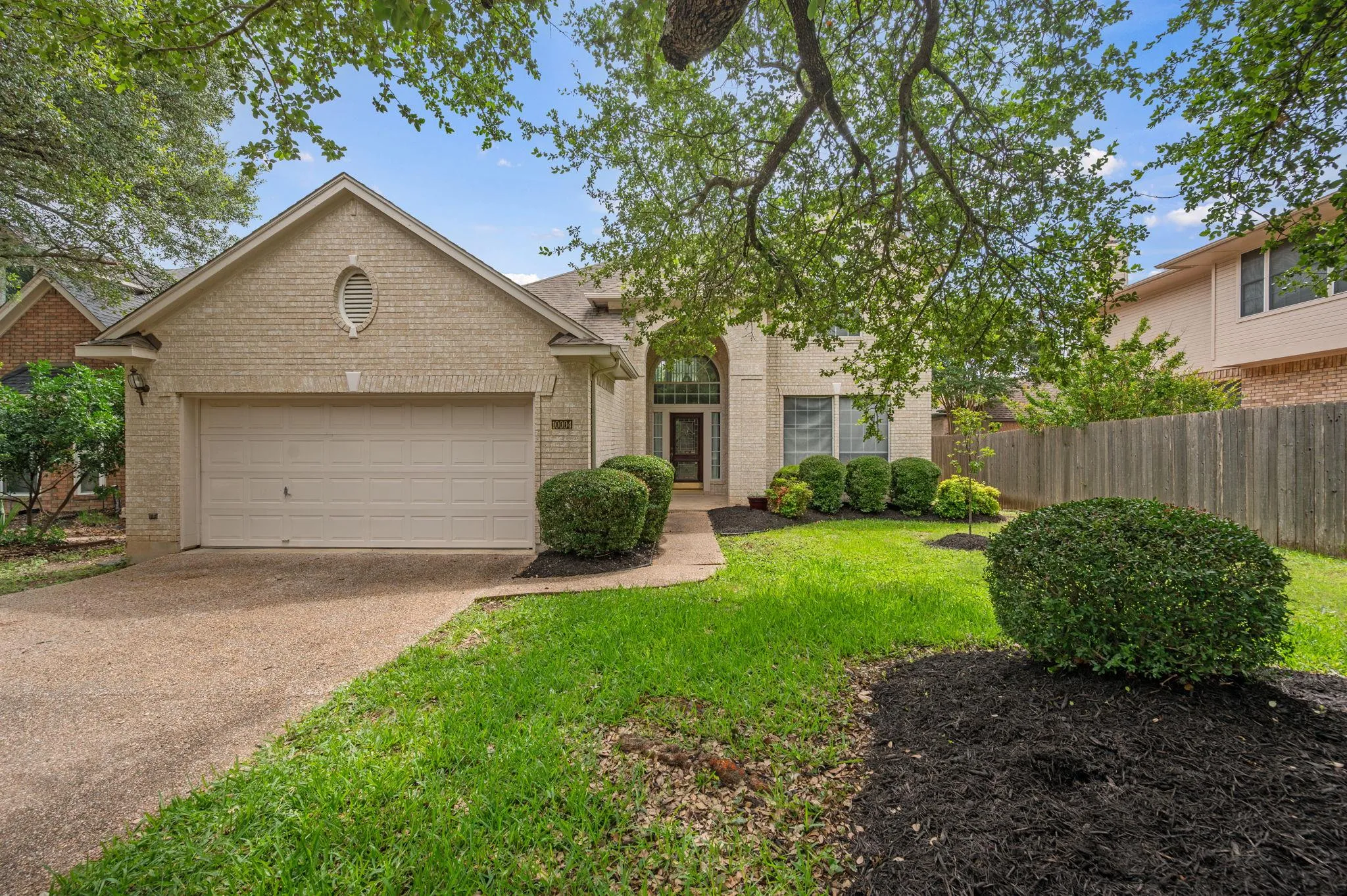 Photo 4 of 10004 SCULL CREEK DR