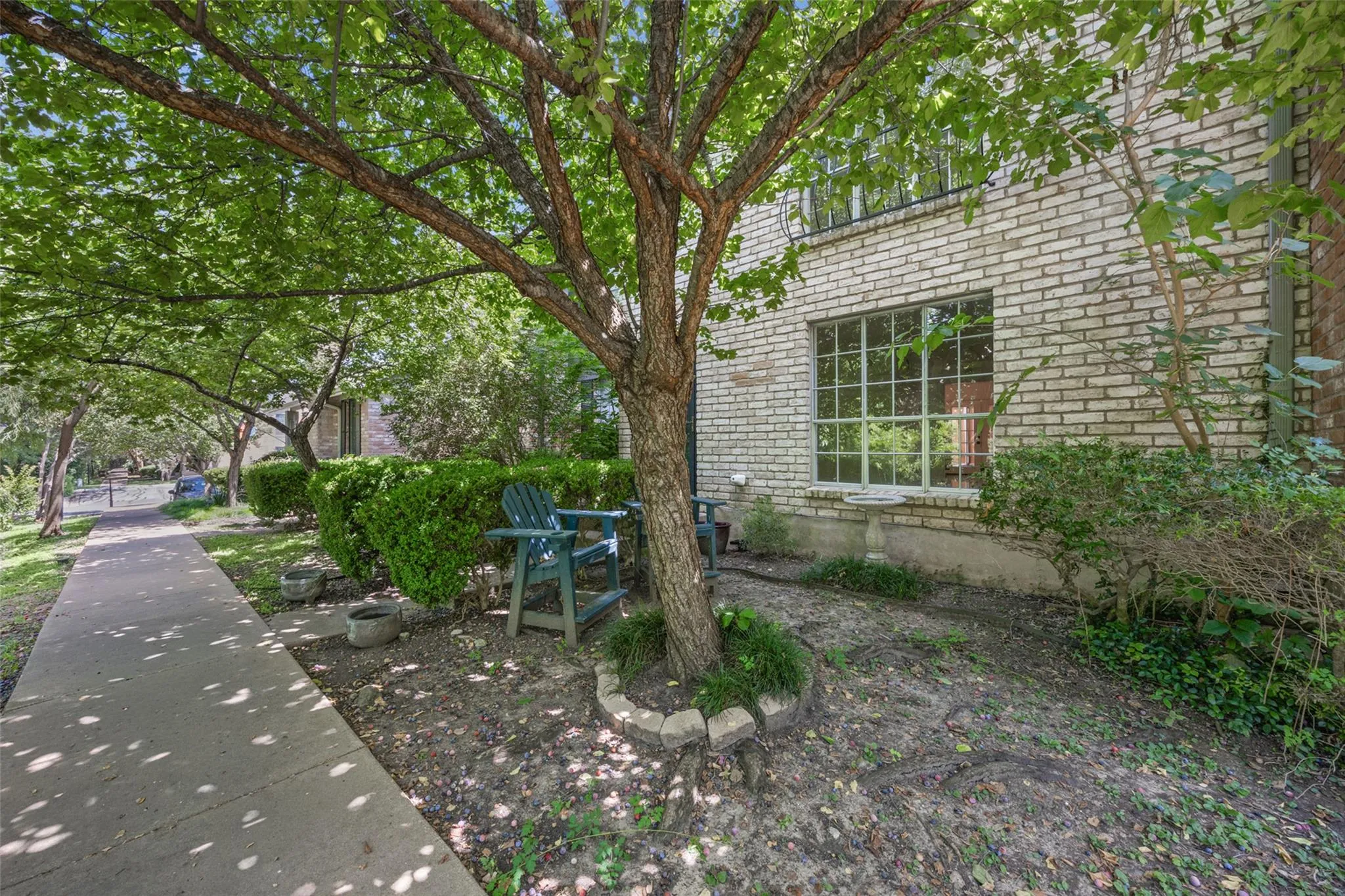 Photo 2 of 1904 ROSETTI DR #109