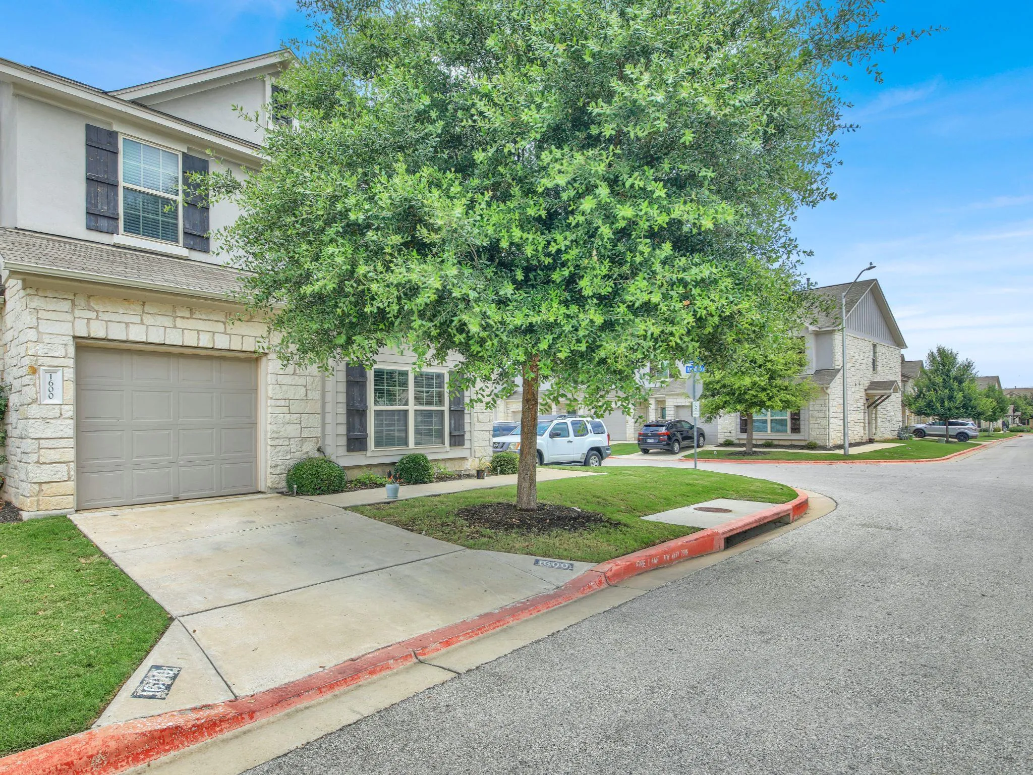 Photo 2 of 1600 AIREDALE RD #2601