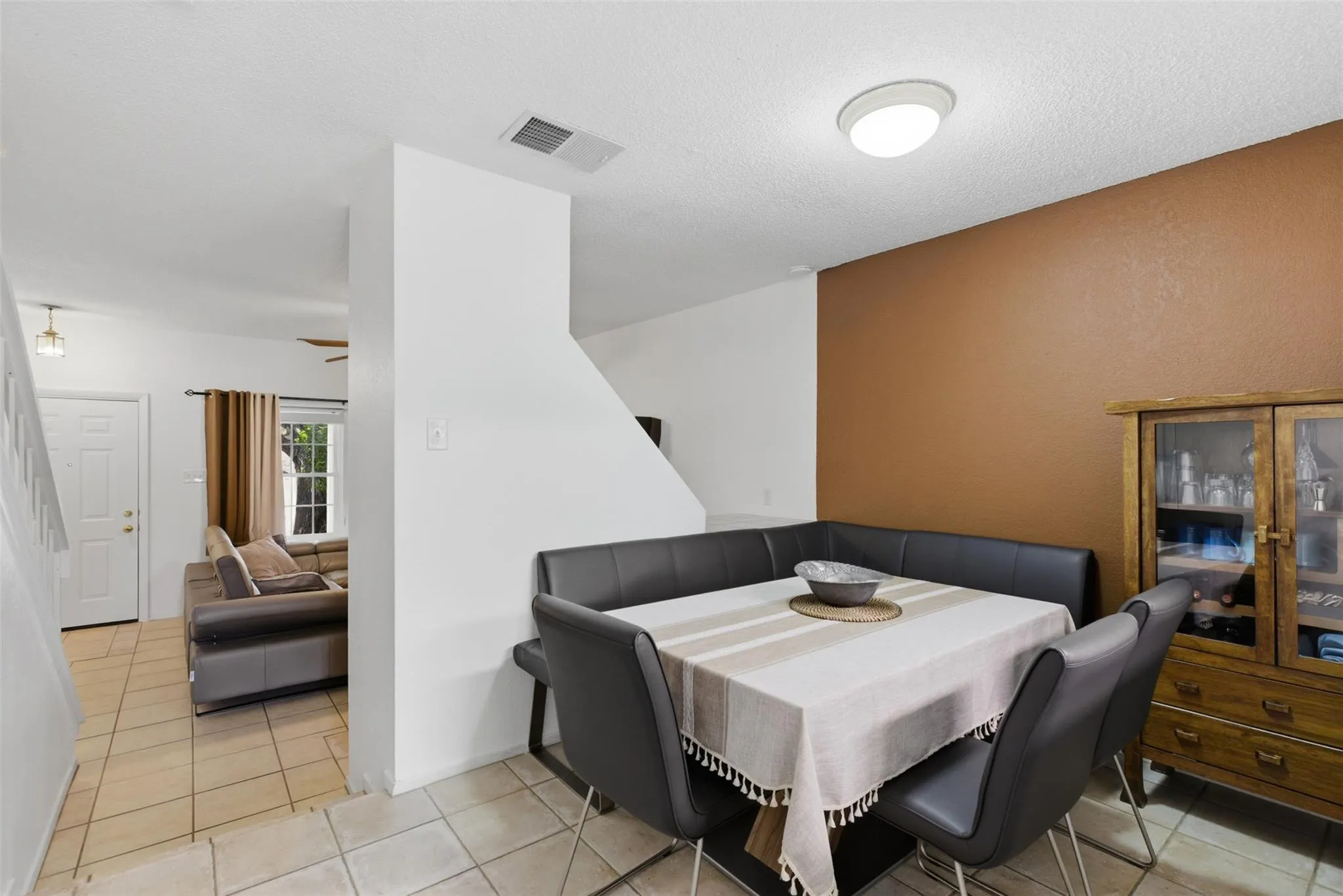Photo 2 of 11901 SWEARINGEN DR #24