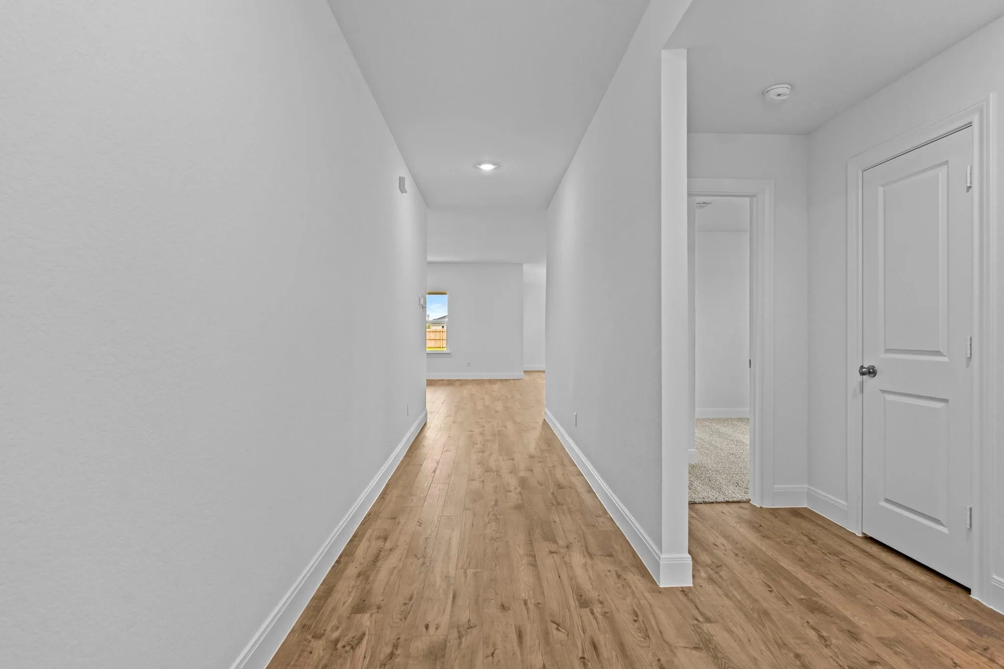 Photo 3 of 156 GREAT NORTHERN DR