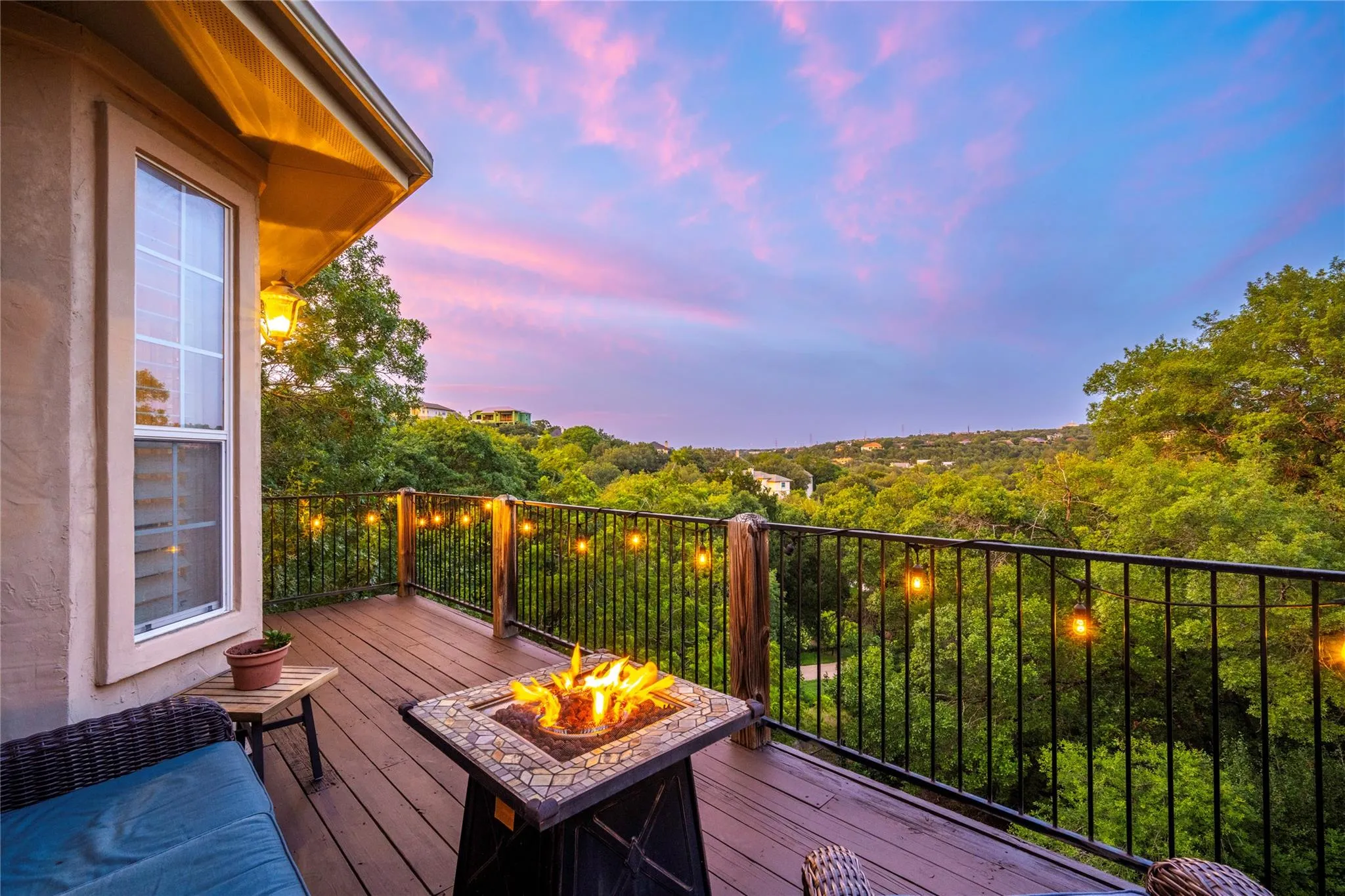Photo of 5600 SPURFLOWER DR, Austin, TX, 78759