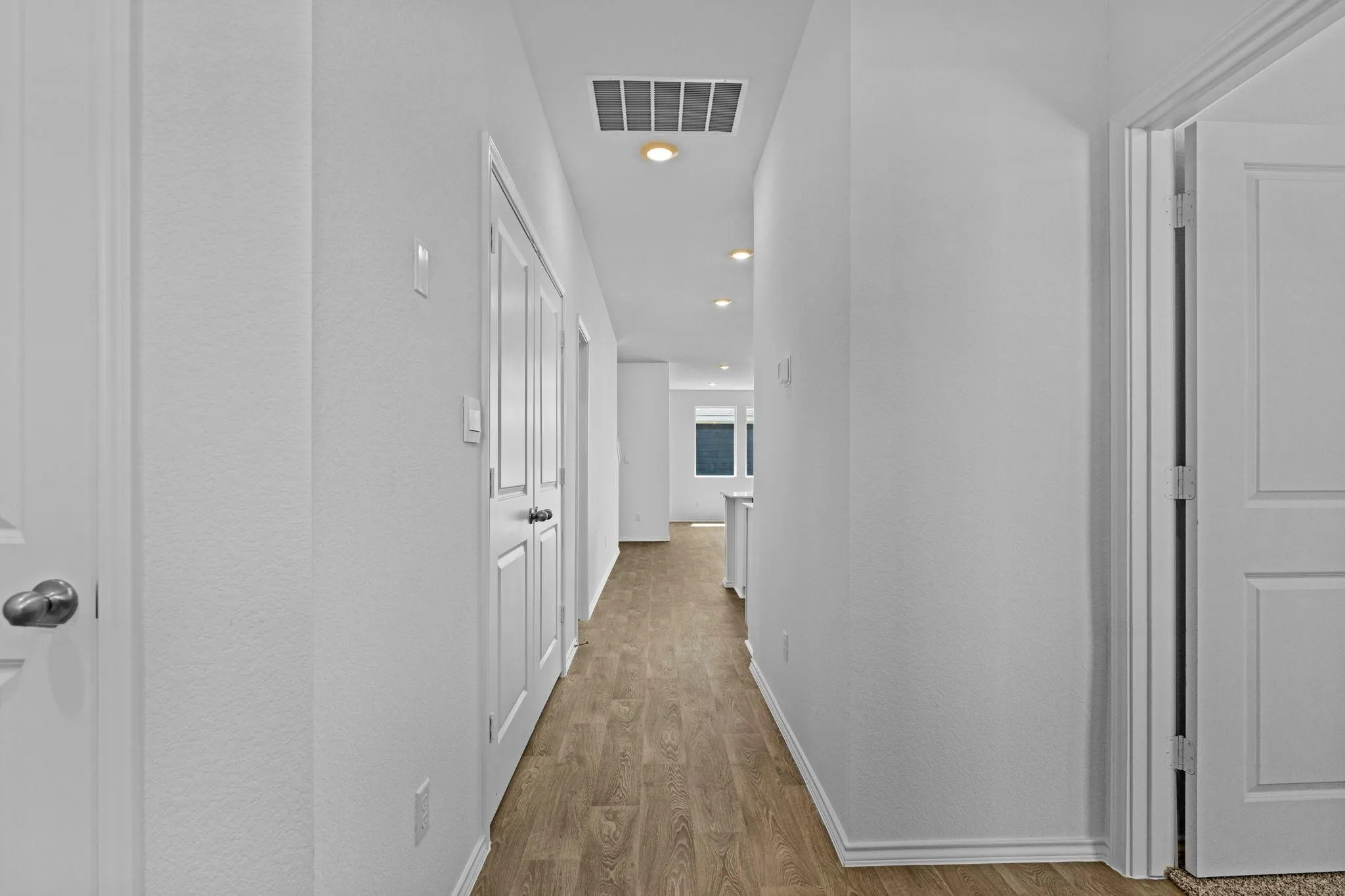 Photo 4 of 306 SANTO DOMINGO RD