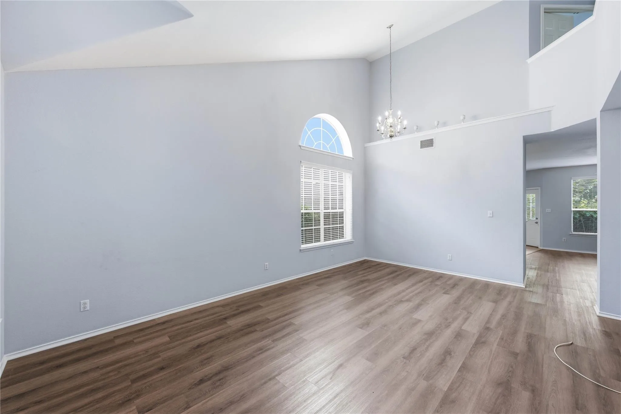Photo 3 of 3621 BRATTON HEIGHTS DR