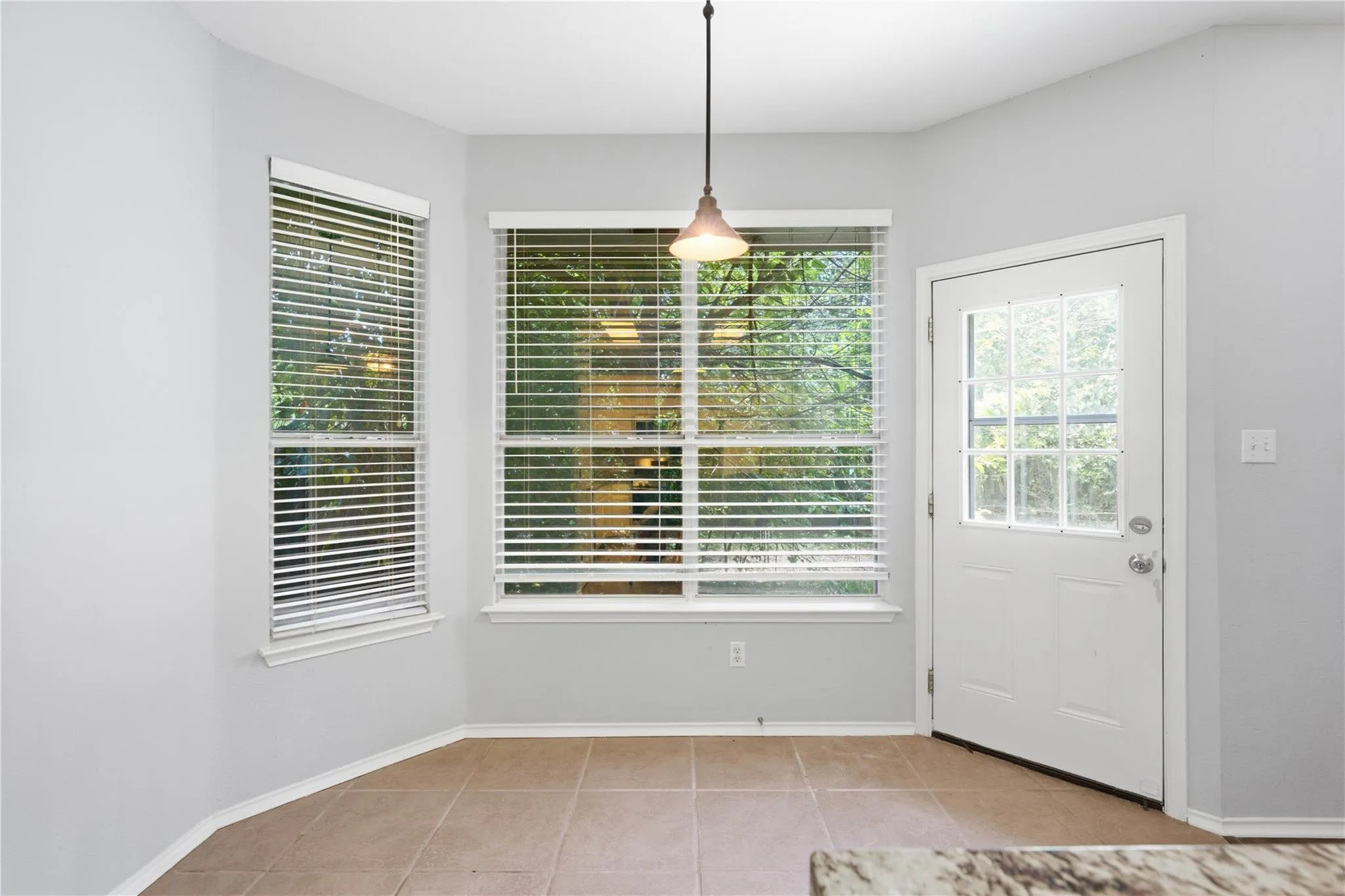 Photo 5 of 3621 BRATTON HEIGHTS DR