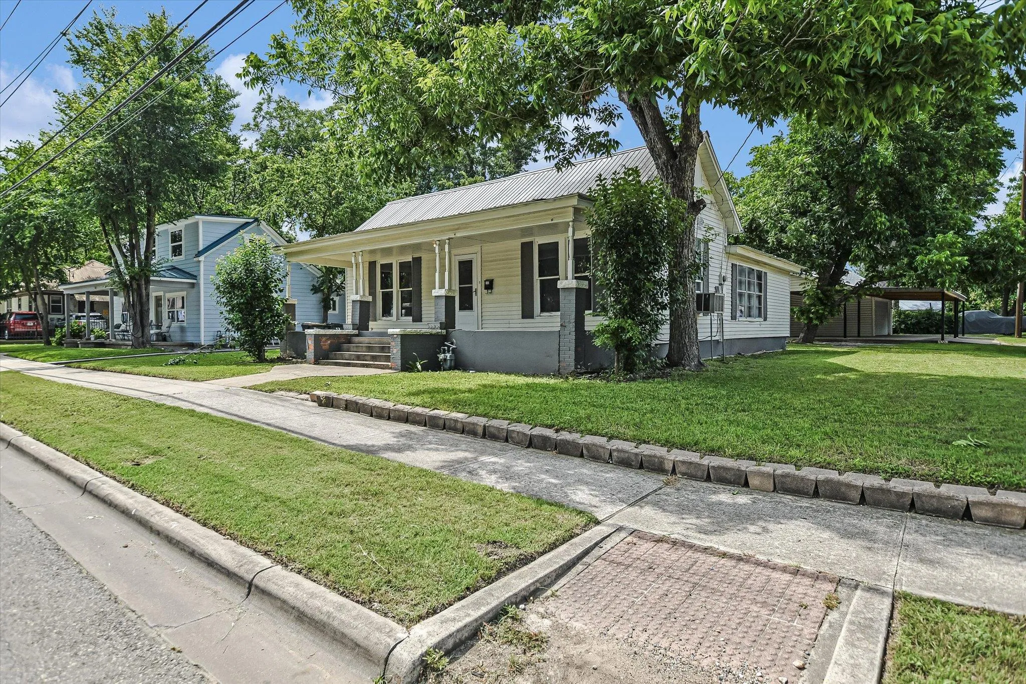 Photo of 312 W 10TH ST, Georgetown, TX, 78626