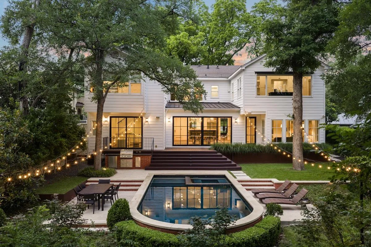 Photo of 1015 GASTON AVE, Austin, 78703