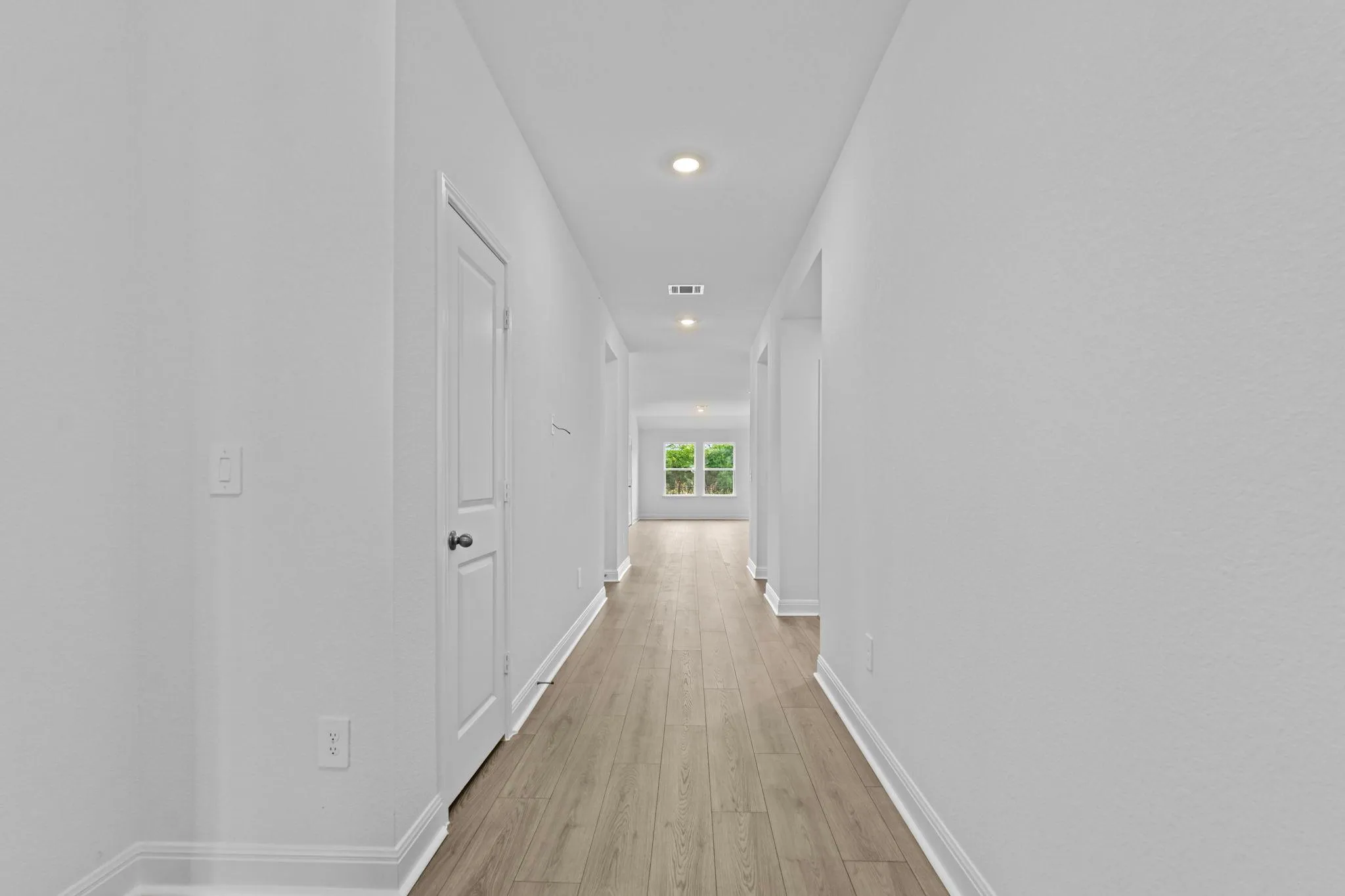Photo 2 of 253 RIVERS EDGE DR